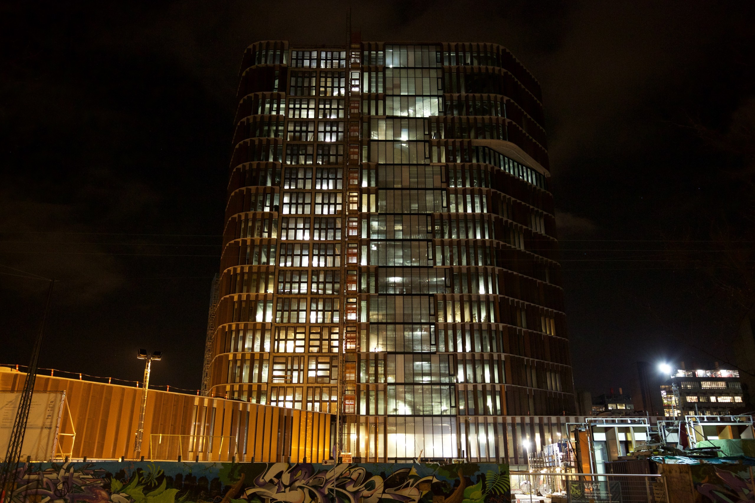 Mærsktårnet på Panum bliver dyrere end planlagt, men KU betaler husleje for den endelige pris. Blandt andet derfor er den nuværende huslejeordning hos staten upopulær hos KU’s ledelse.