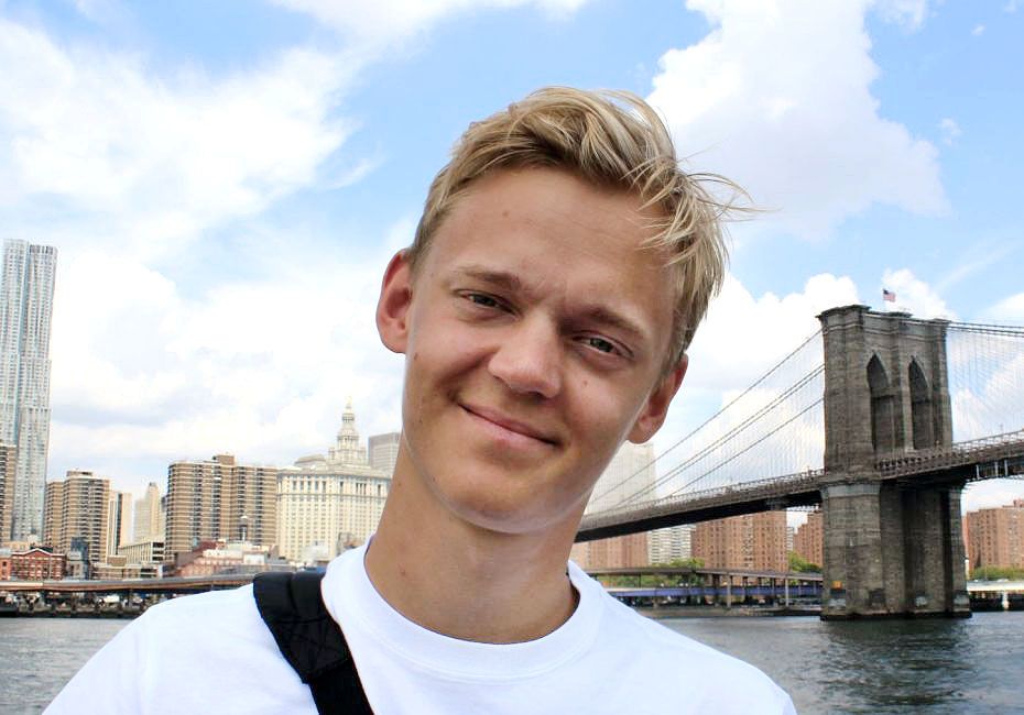  Jonas Olsen is a graduate of medicine and just starting his PhD