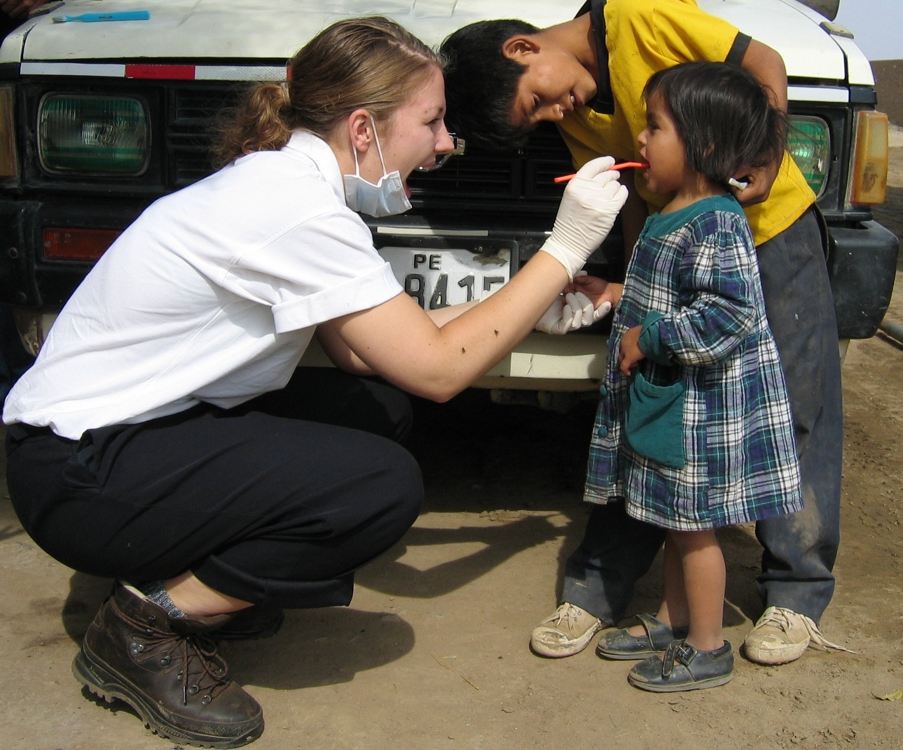 World Dental Federation anslår, at tandpine er den hyppigste årsag til skolefravær i udviklingslande.