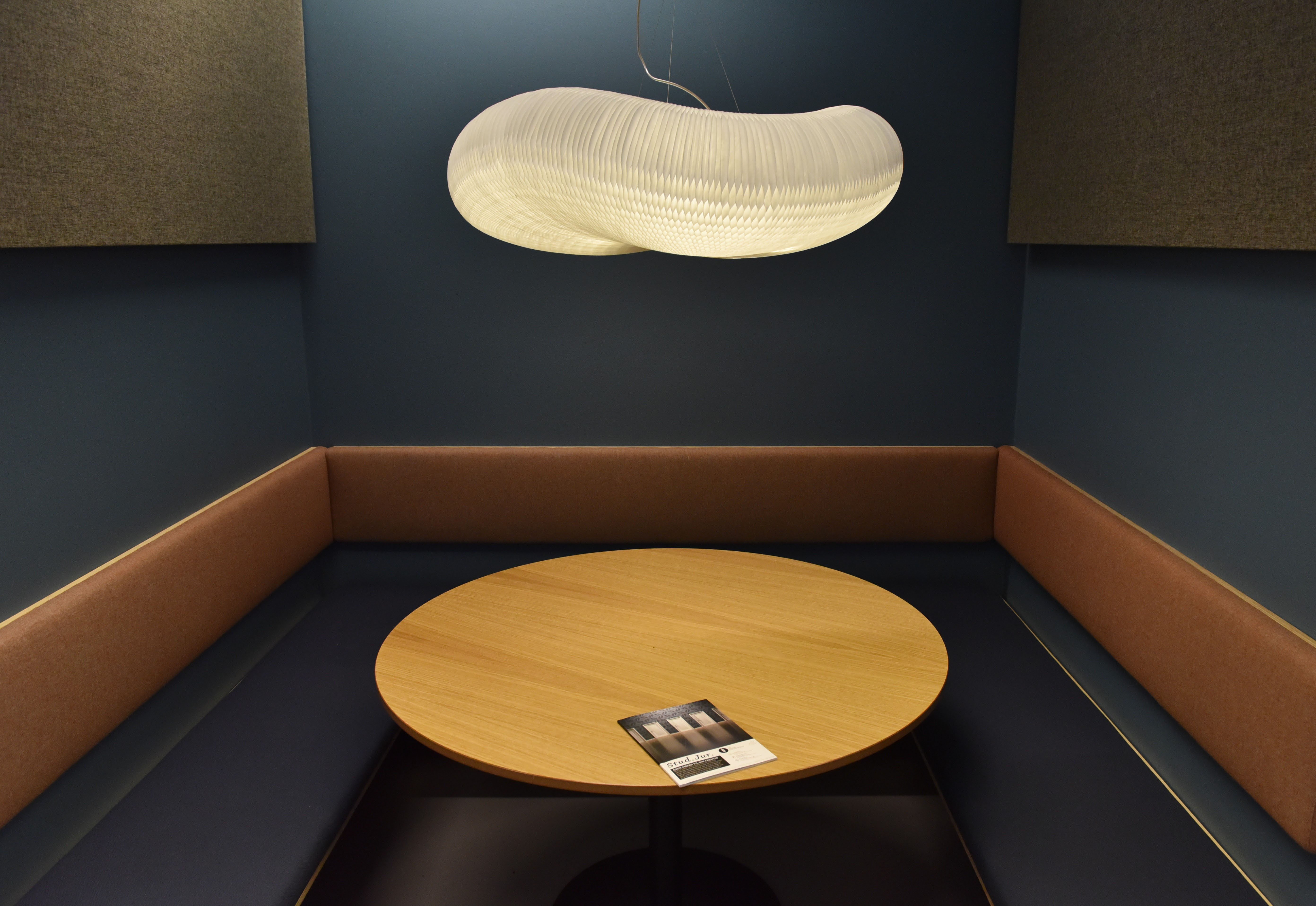 Læsekrog i juras del af bygningen