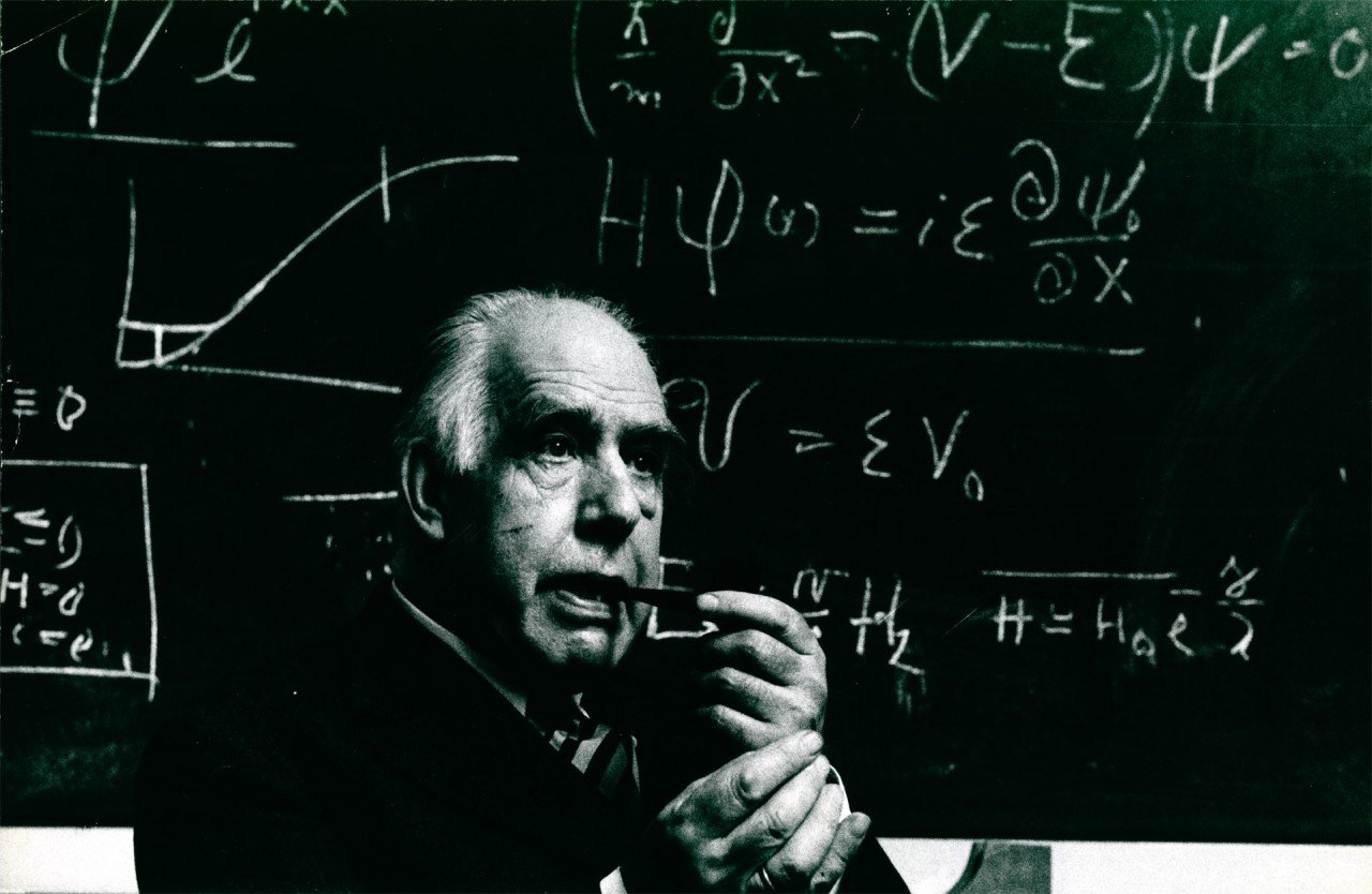 friends and mortal enemies werner heisenberg and niels bohr Bohr and werner heisenberg enjoyed a strong mentor/protégé one of heisenberg's students and friends by niels blaedel isbn 0-910239-14-2 niels bohr. friends and mortal enemies werner heisenberg and niels bohr Bohr and werner heisenberg enjoyed a strong mentor/protégé one of heisenberg's students and friends by niels blaedel isbn 0-910239-14-2 niels bohr.