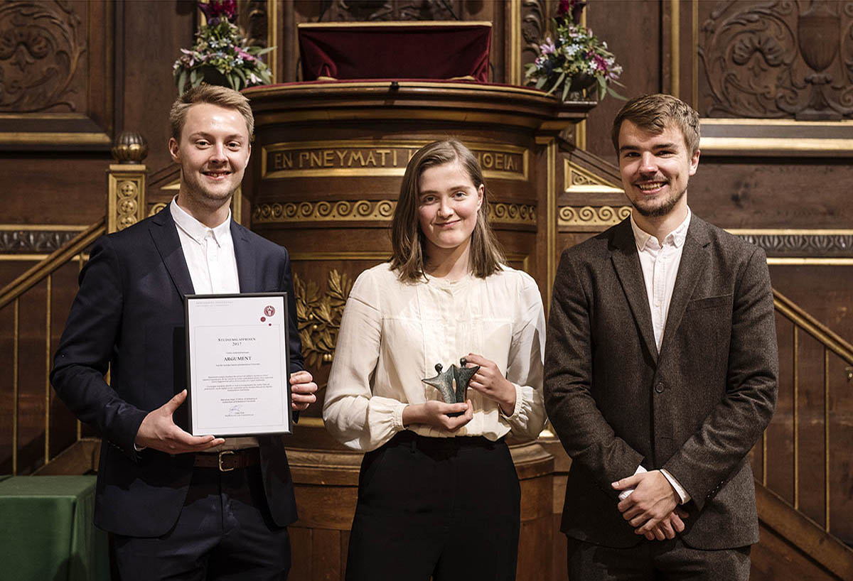 The recipients of the study environment prize at the University of Copenhagen: From the left, Joachim Slott Sørensen, Anna Hauerslev Munch and Markus Gammelgaard Klokhøj.
