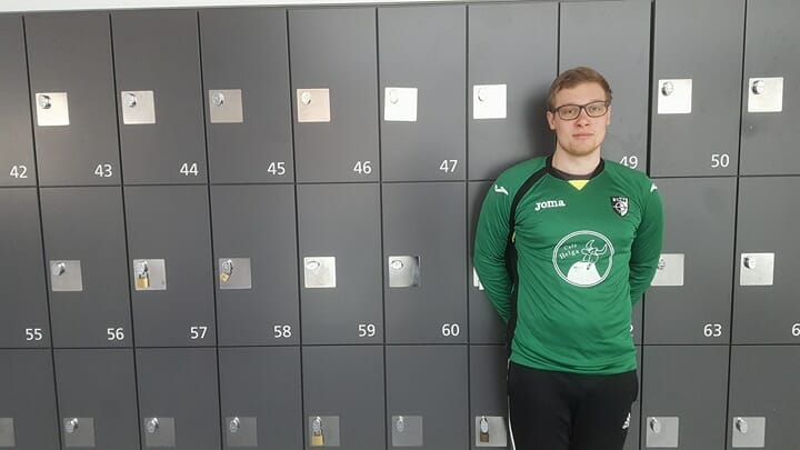 Oliver Skeen, målmand og assistent coach for Historie.