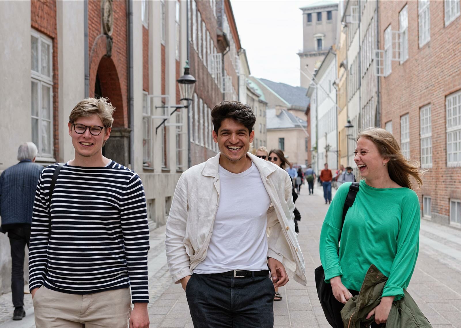 These three want to publicize the concept of first generation students in Denmark: From the left Kasper Ring Madsen, Balkiss Ahmad and Josephine Skouner Ramsgaard from the association FGA (First Generation Academics).