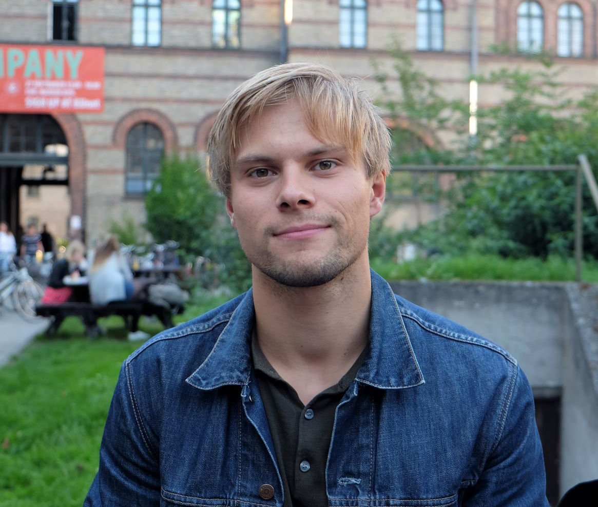 Kolja læser statskundskab på CSS