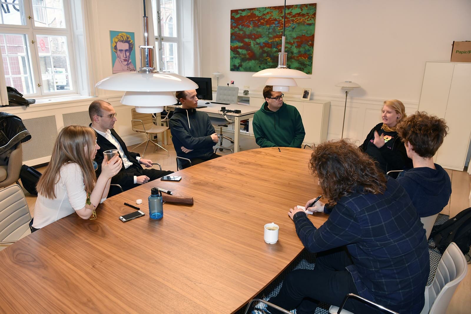 Seks studerende holdt torsdag morgen møde med en repræsentant fra de Pædagogstuderenes Landssammenslutning på rektors kontor.  