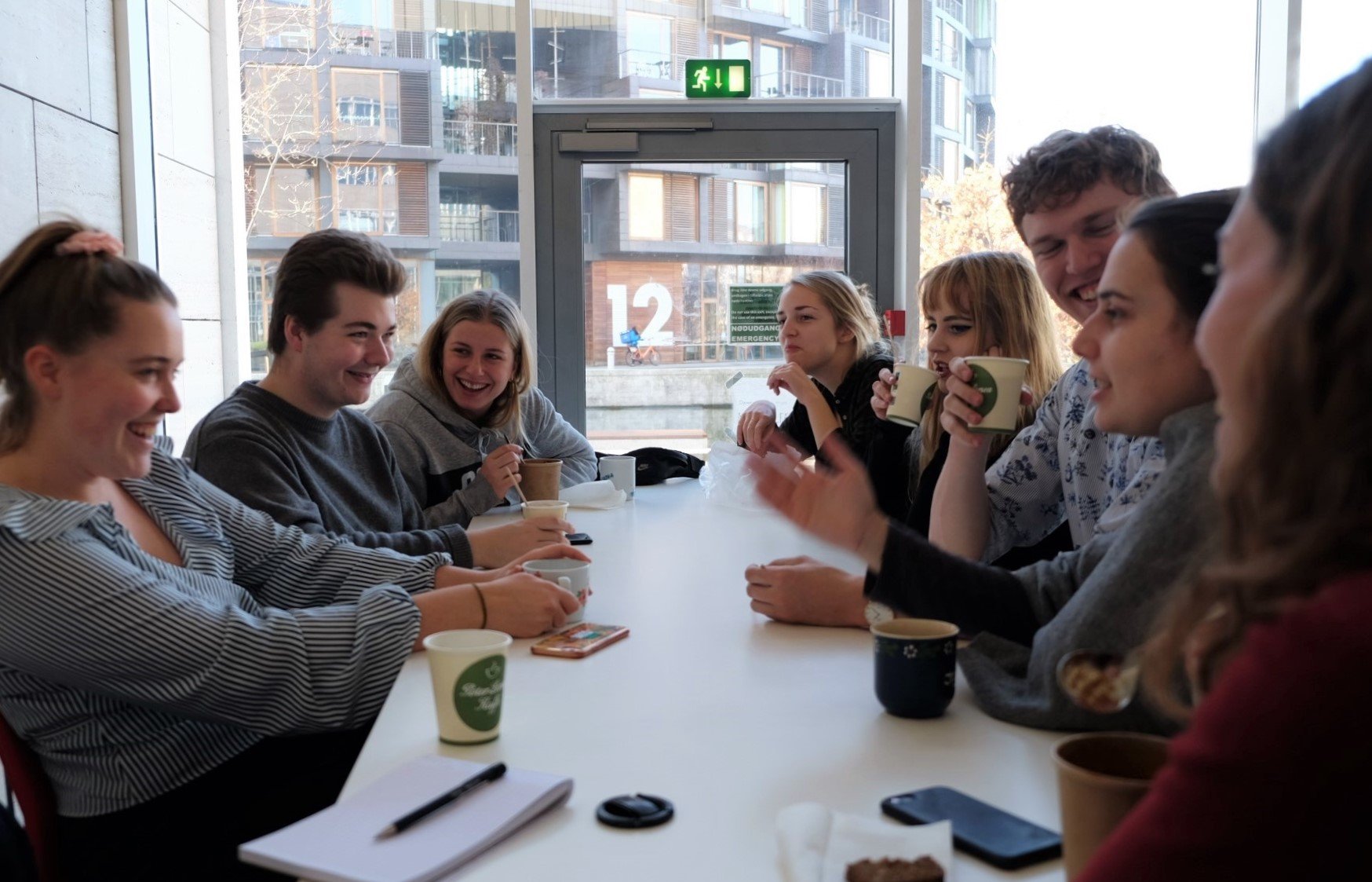 De studerende i studiegruppen Ex on the KUA kommer fra vidt forskellige fagområder, men nyder det tværfaglige reality-pusterum