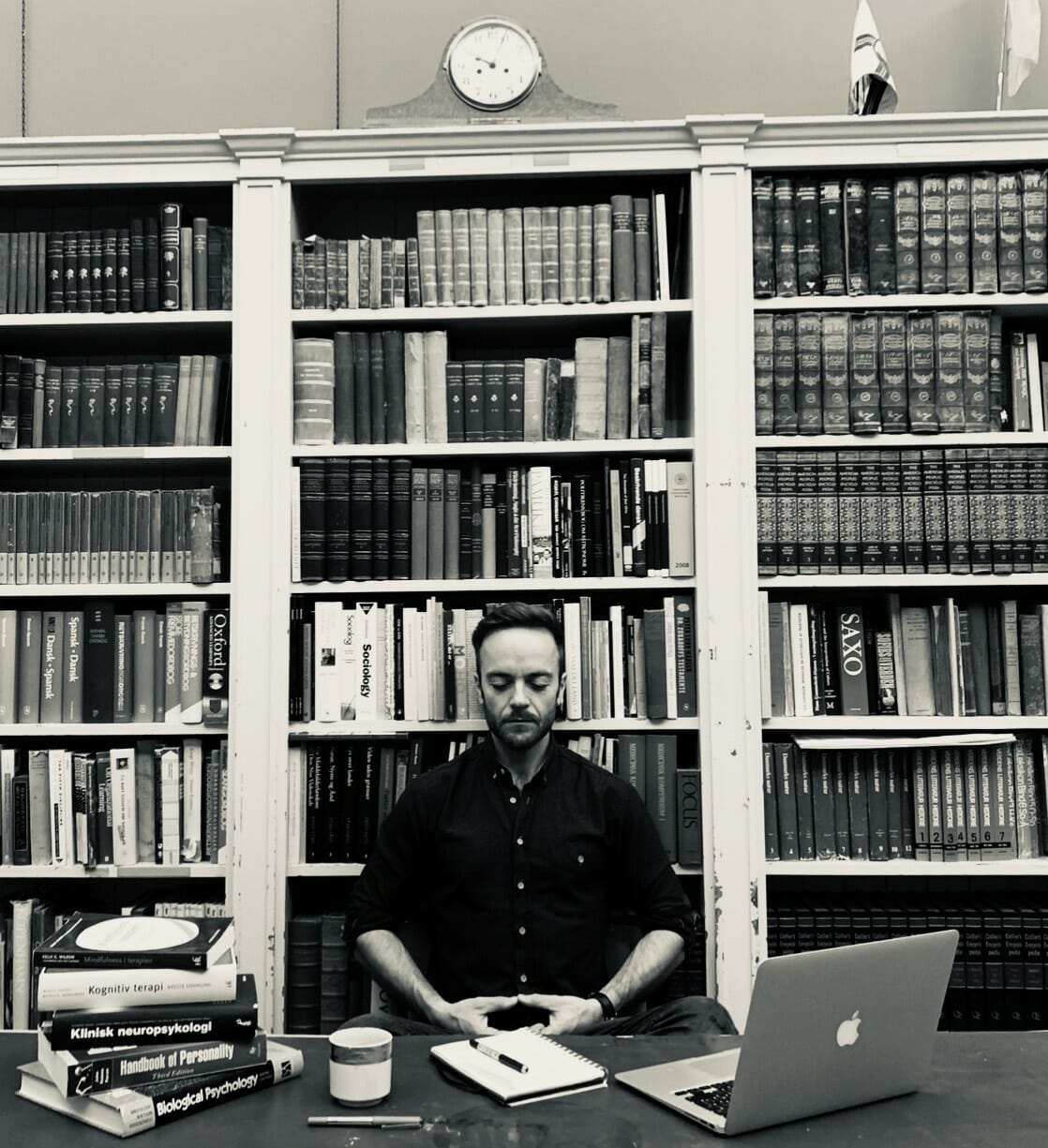 Daniel Jordanov er én af stifterne bag Meditationsfællesskabet på KU. Han har mediteret i 14 år og håber på, at flere studerende hopper med på vognen