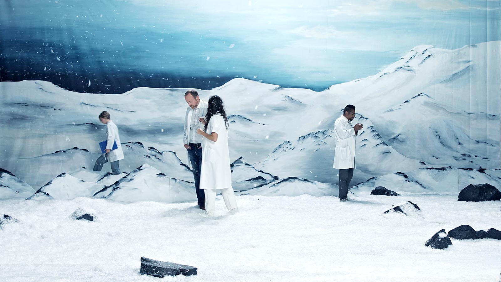 Still from the artwork 'Figures in Landscape', a 168-hour long video installation in Maersk Tower. 