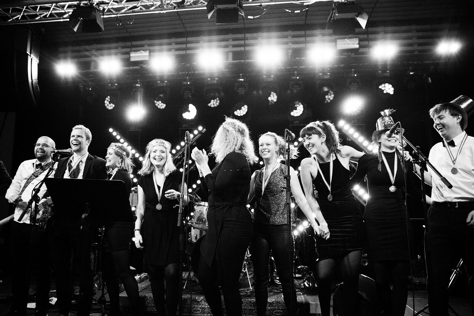 Winning group F Y R E W O R K Z.