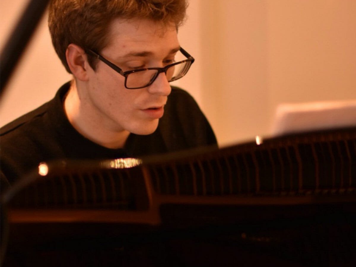 Stephan Nørklit Roed mistede orienteringen på studiet og genvandt den ved orglet.