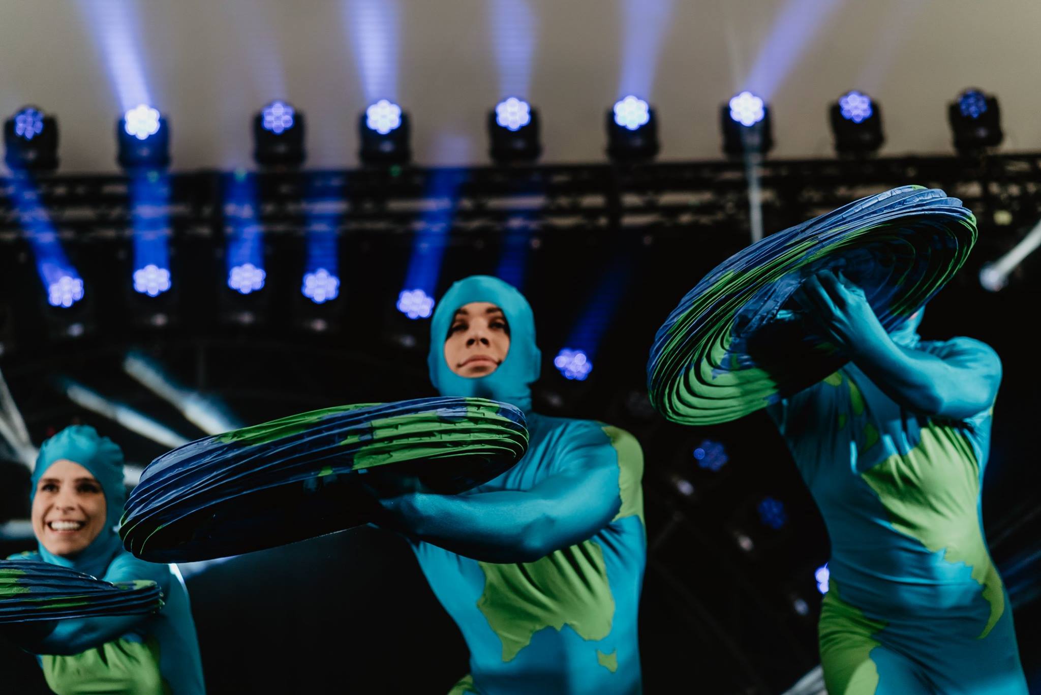 Sidste år optrådte flere af universitetets revyister til en fælles ForårsRevy. Igen i år kan du synge med på numre fra årets mange revyer.