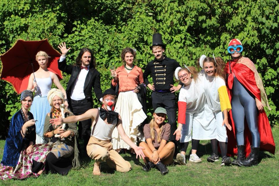 Last year’s team of tutors at Theatre and Performance Studies. The theme was ‘circus’.