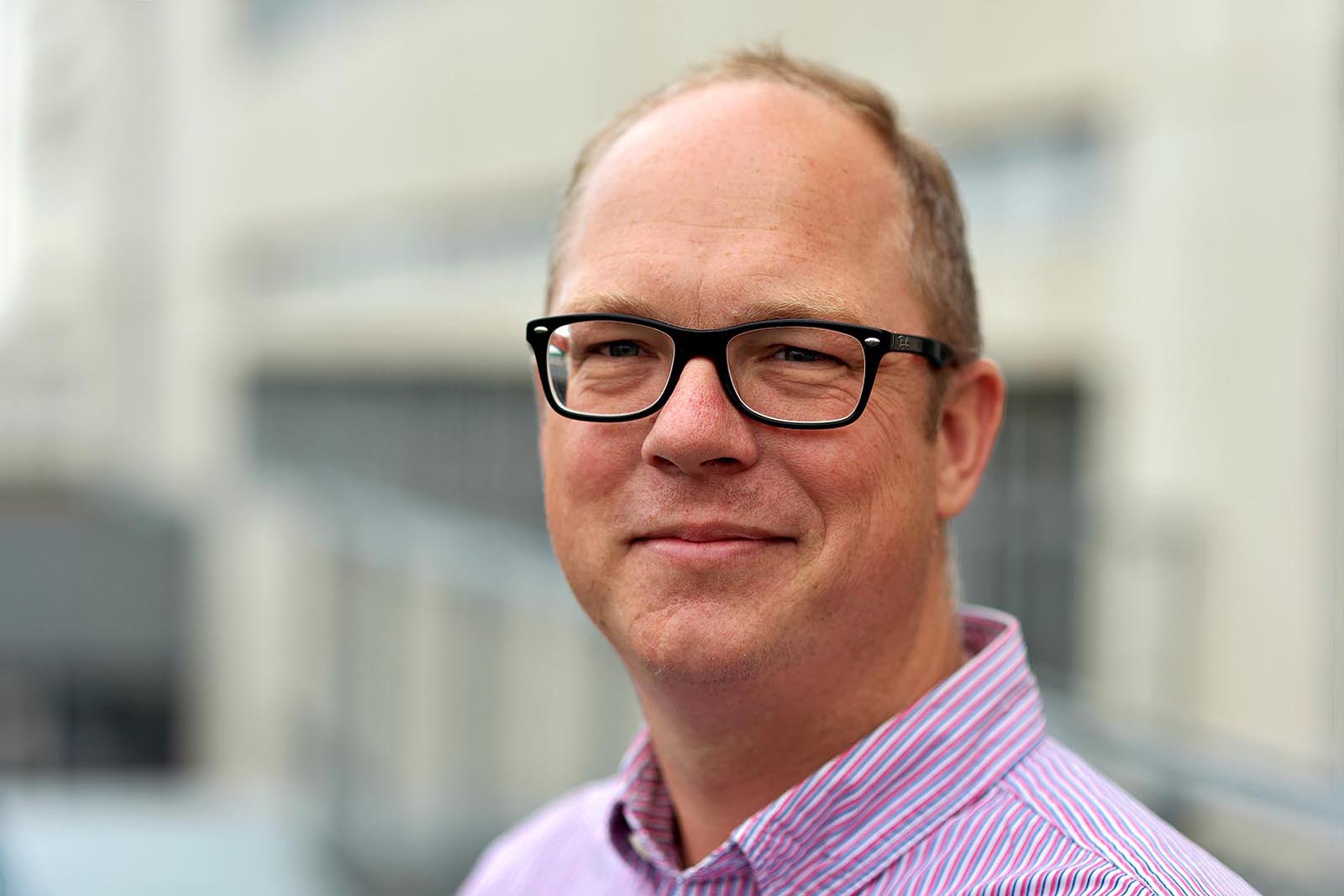 Tobias Richter bor på Amager med sin kone og deres to børn