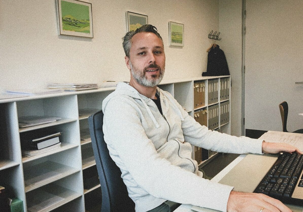 Jeppe Nicolaisen på sit kontor på Søndre Campus.