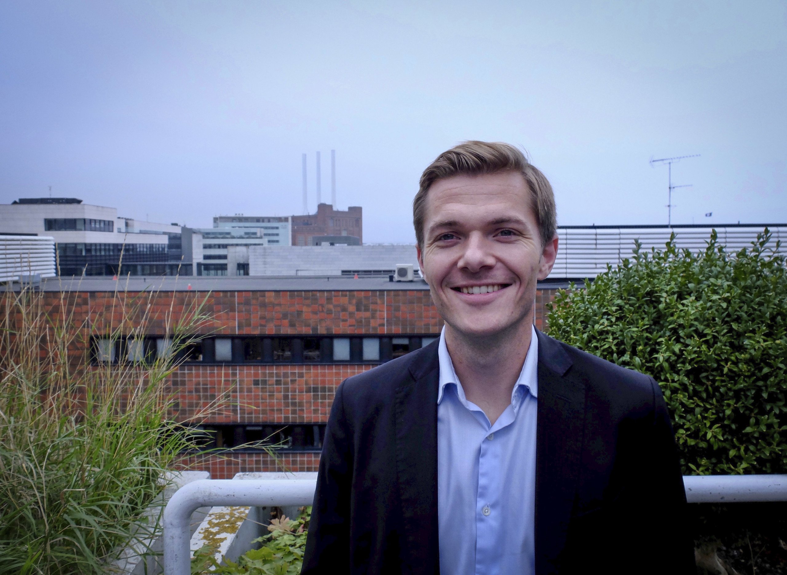 Ralf Lundby Nielsen var usikker på sit studievalg, så bacheloren tog ham fem år. Men han missede aldrig en fredagsbar, og det sociale liv holdt ham i gang.