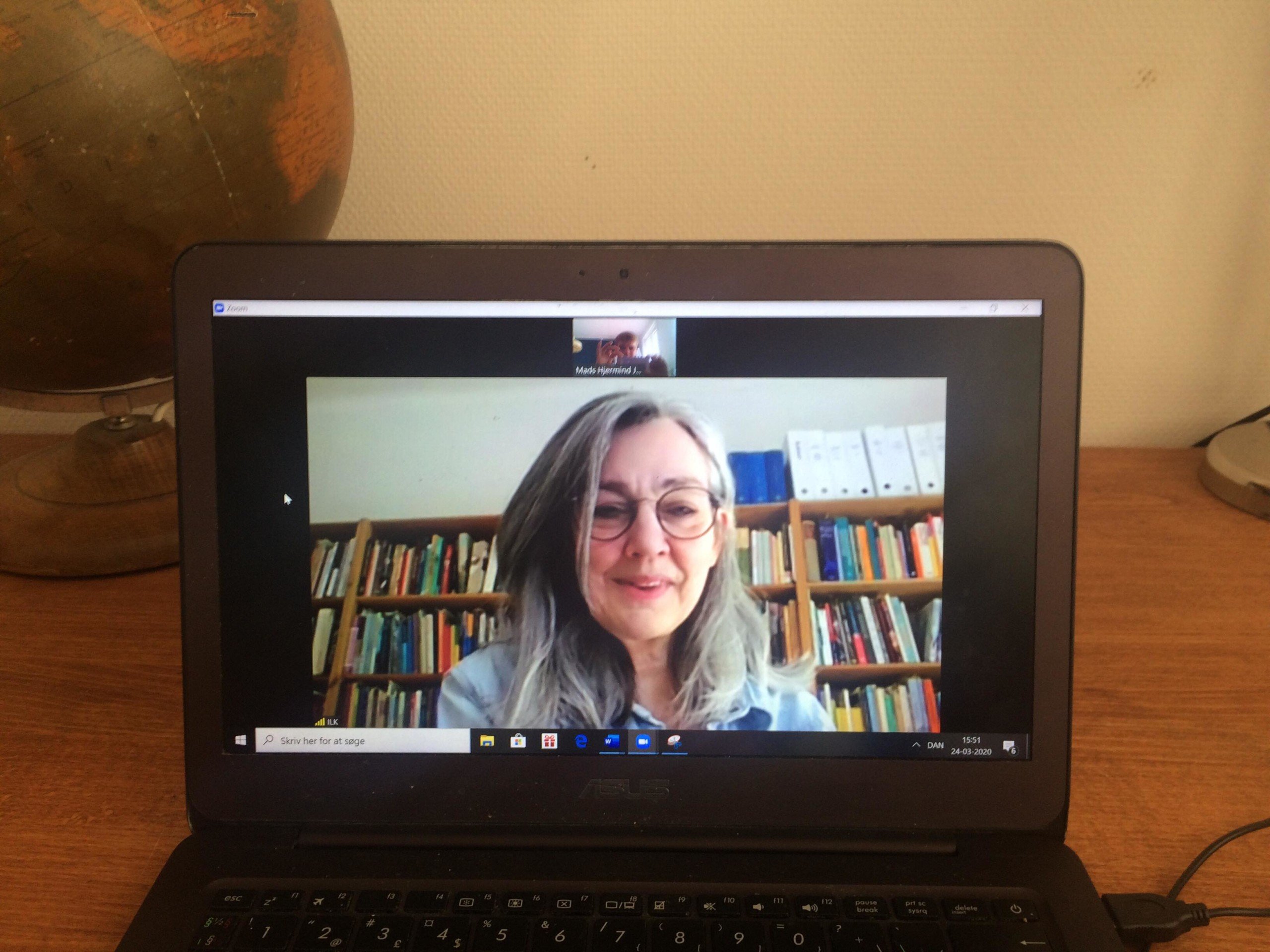 »Man får jo øjnene op for, at de ting, som vi virkelig har brug for, er dem, som vi ikke kan hamstre. Nærvær og samvær. Lige nu savner mange netop dét,« siger Inger Lundager.