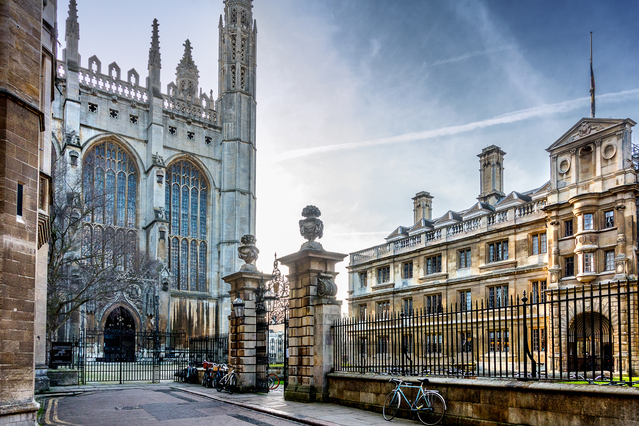 Der bliver ingen fysiske forelæsninger på det fornemme gamle universitet i hele det kommende akademiske år.