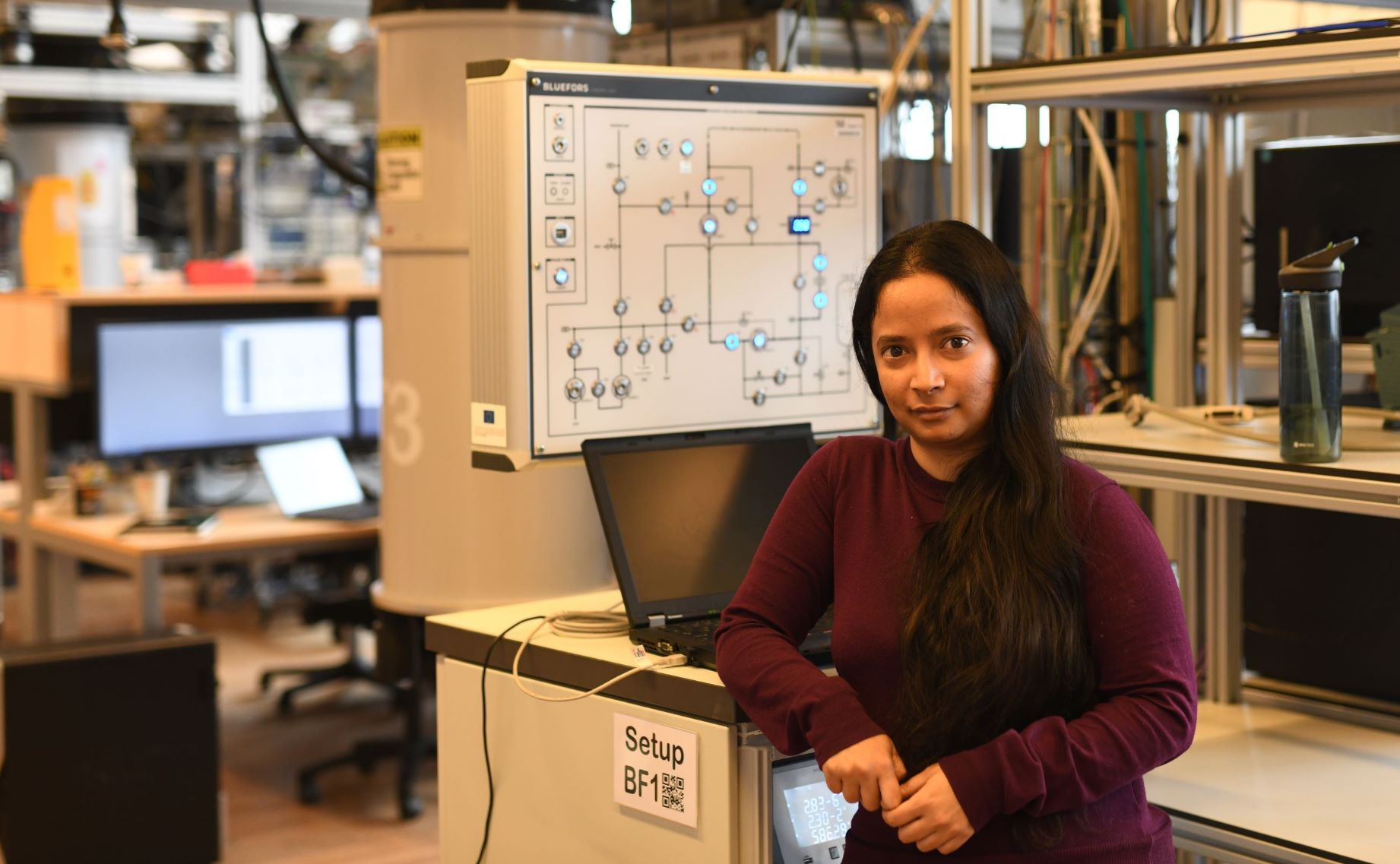 »Du kan ikke bare smide en masse penge i noget og regne med, at det tiltrækker folk. Der har været en ubrudt kæde af dygtige folk, der tiltrækker unge talenter siden Bohrs tid,« fortæller Anasua Chatterjee, der selv har en baggrund fra Princeton University