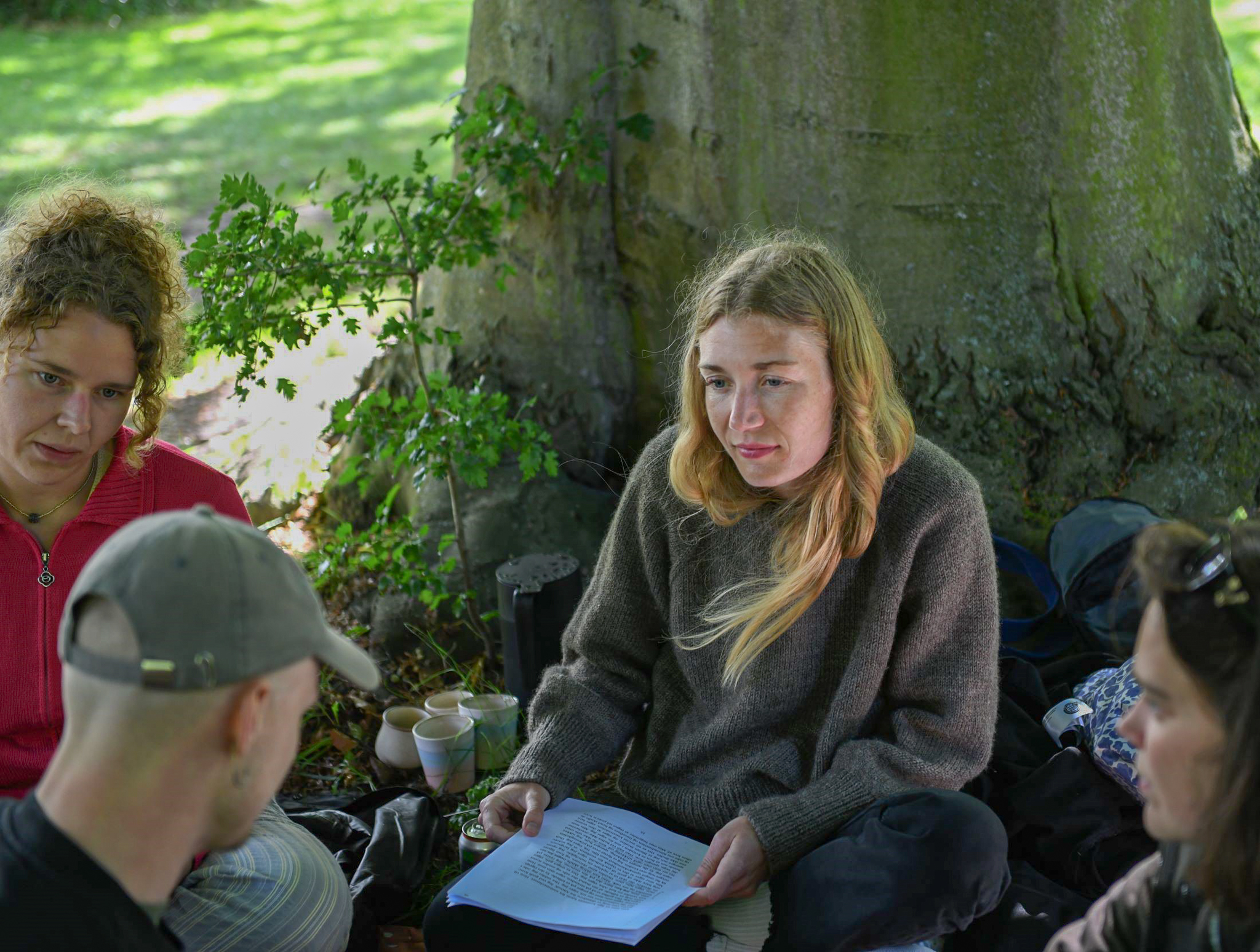 Sigrid Storm Nielsen er læseguide og står for at udvælge tekster, læse højt og stille spørgsmål. 
