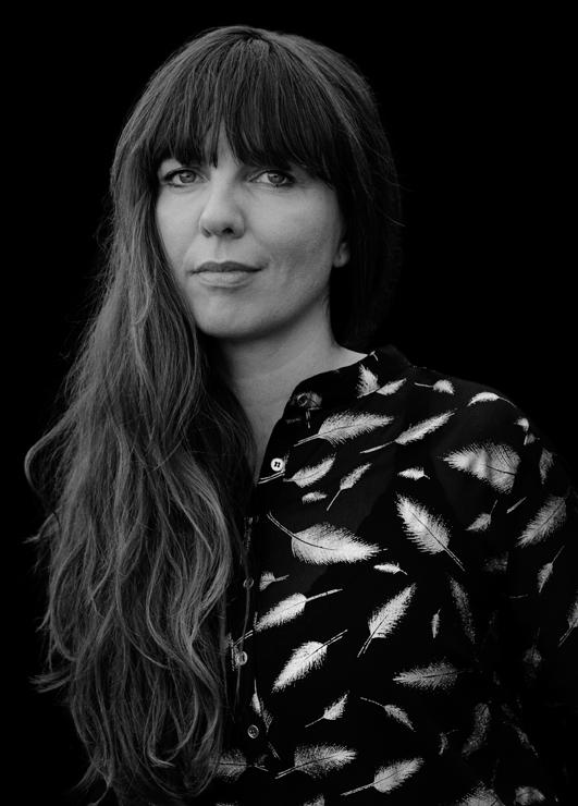 Under den såkaldte flygtningekrise optrådte Sine Plambech ekstraordinært meget i dagspressen i en lang periode: »Det år fik jeg ikke lige udgivet en videnskabelig artikel i et stort internationalt tidsskrift, og det er der fuld forståelse for.«