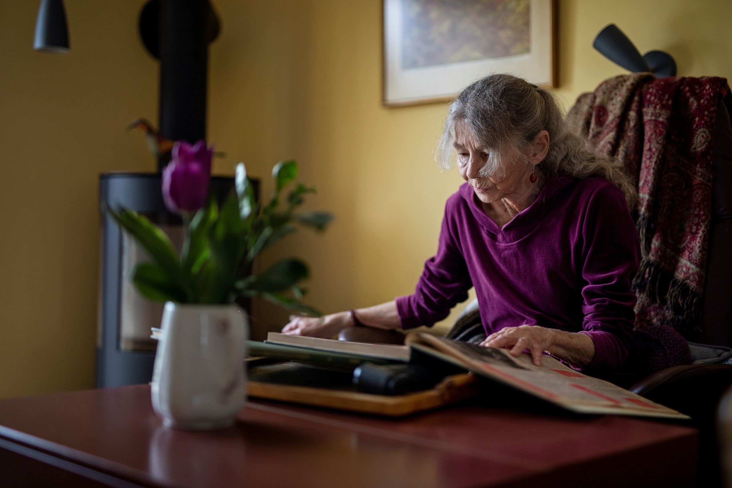 Adgangsbegrænsninger, SU, besparelser, forskningsfrihed og debatindlæg om universitetspolitik. Der går en lige linje mellem temaerne fra aviserne i 1980 til i dag, konstaterer Gitte Meyer, mens hun bladrer gennem de gulnede aviser i Uniavisens arkiv.