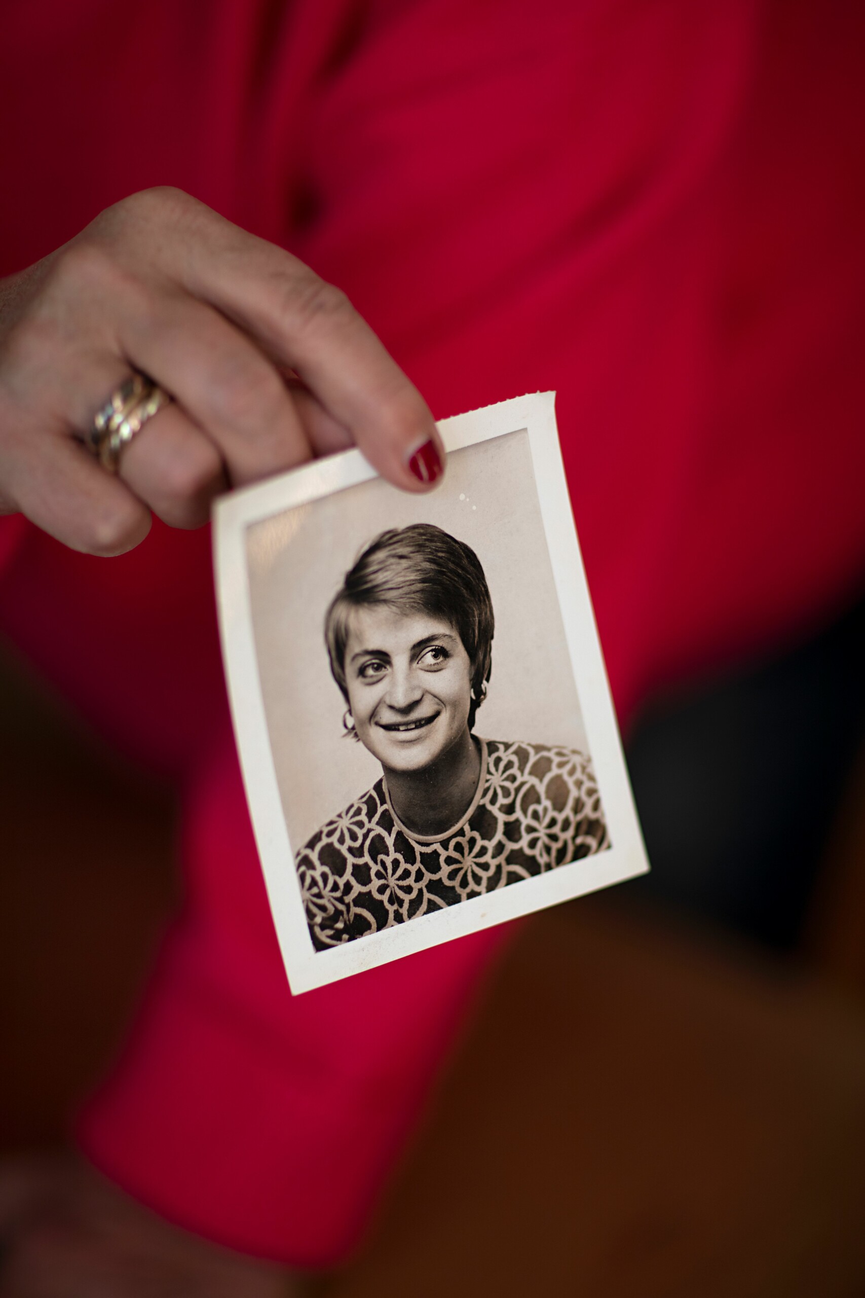 Helle Bygum 1973, dengang hun havde sin baby med på arbejde som Uniavisens første redaktør.