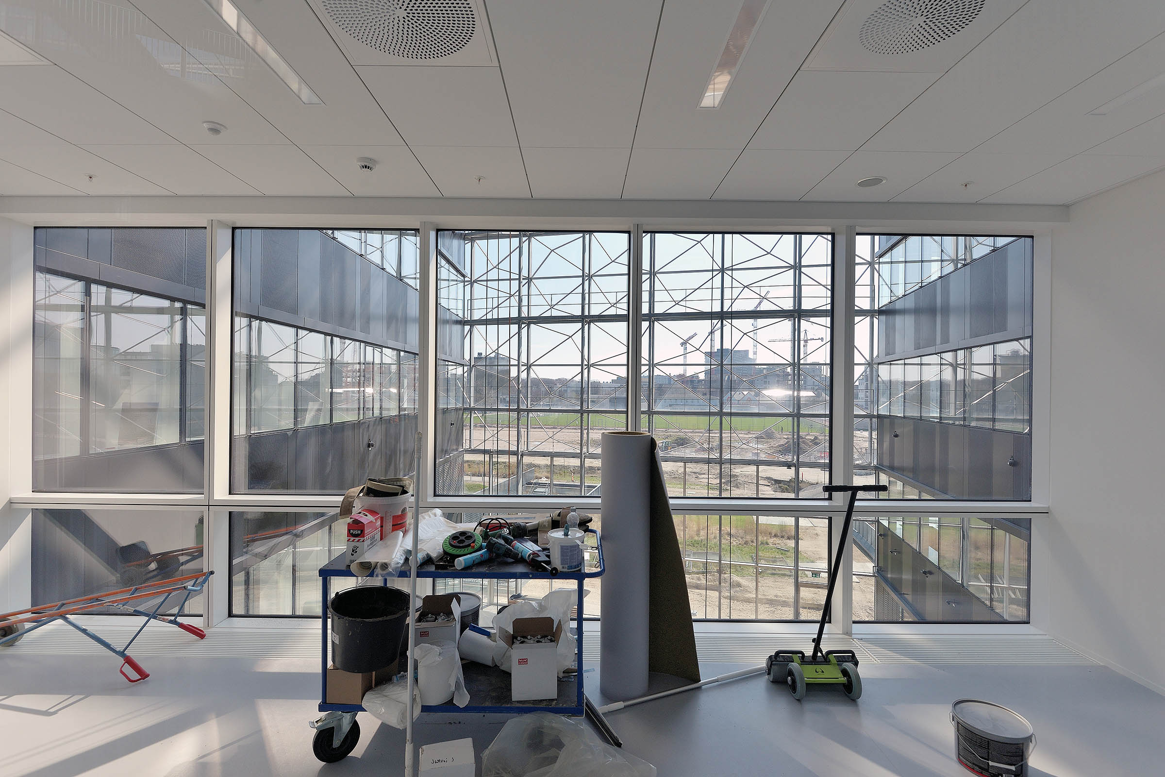 Niels Bohr Bygningen skulle oprindeligt have stået klar i 2017.