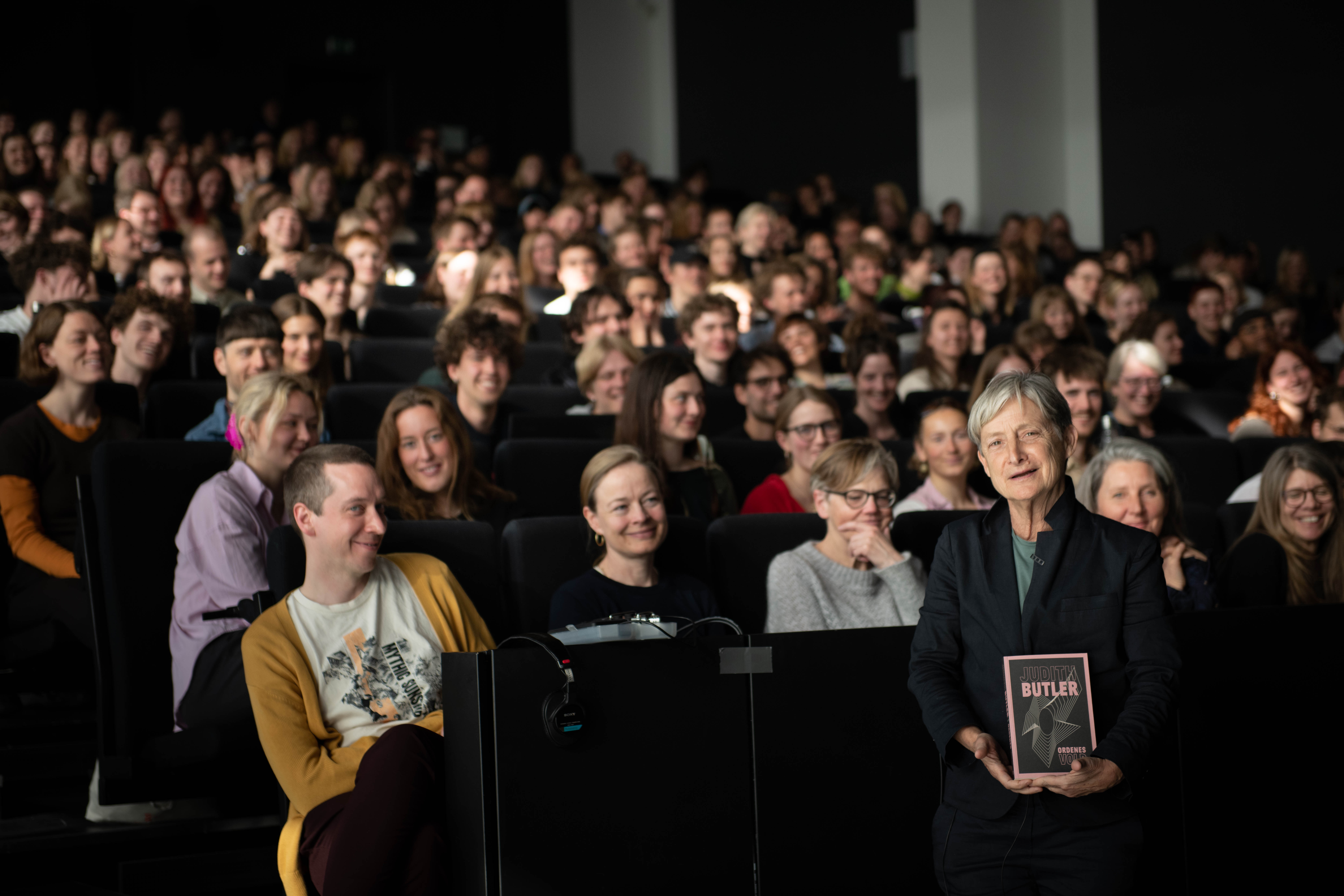 Judith Butler's guest lecture packed the house. And more. There was more interest than space at the South Campus auditorium. So people were also following the lecture from a big screen in one of the adjoining lecture halls.