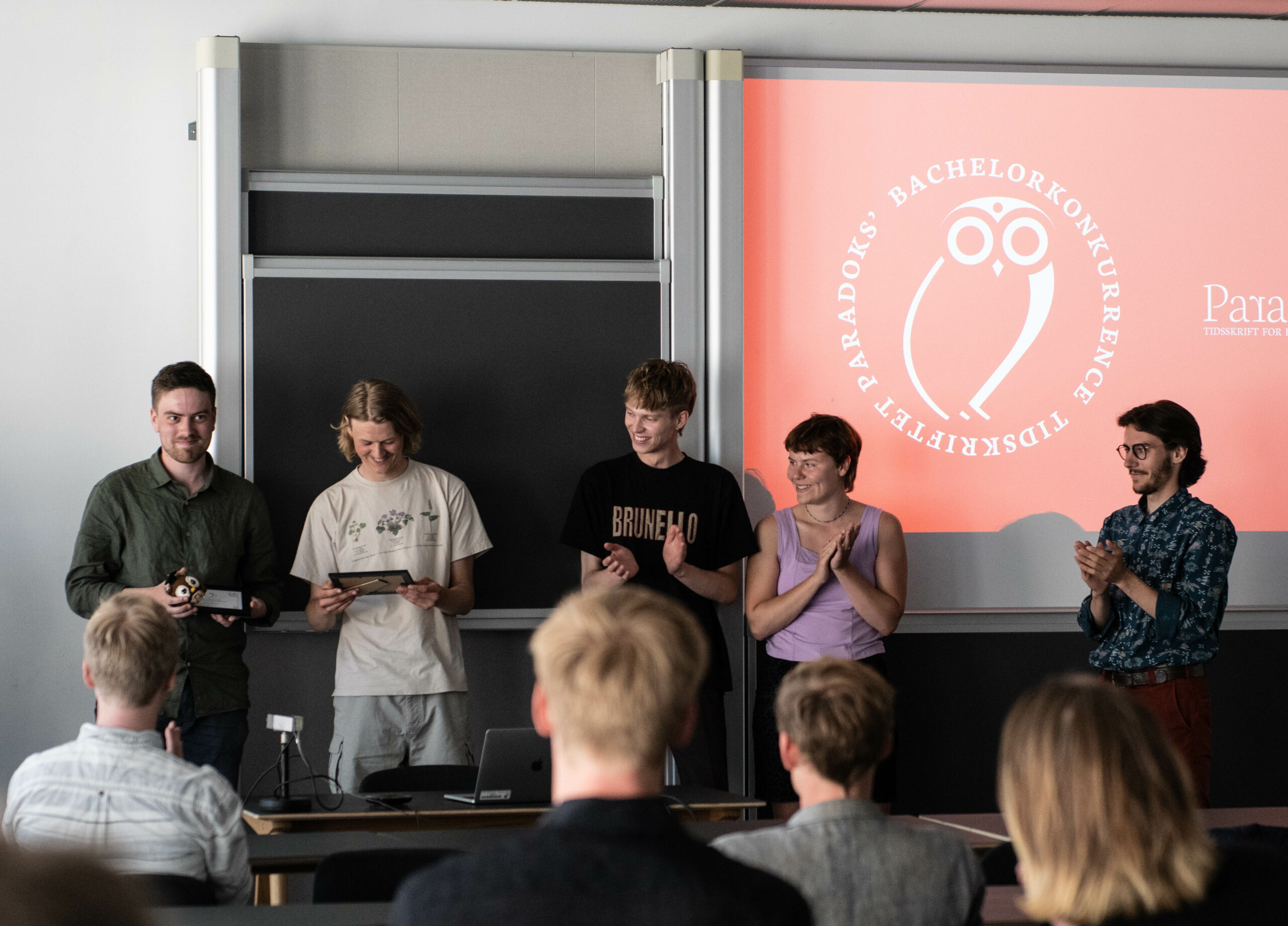 De tre vinderhold. Fra venstre ses Johannes Carlsen og Anton Scharling Krebs, Andreas Darger og Clara Læssøe samt Luka Rudéz.