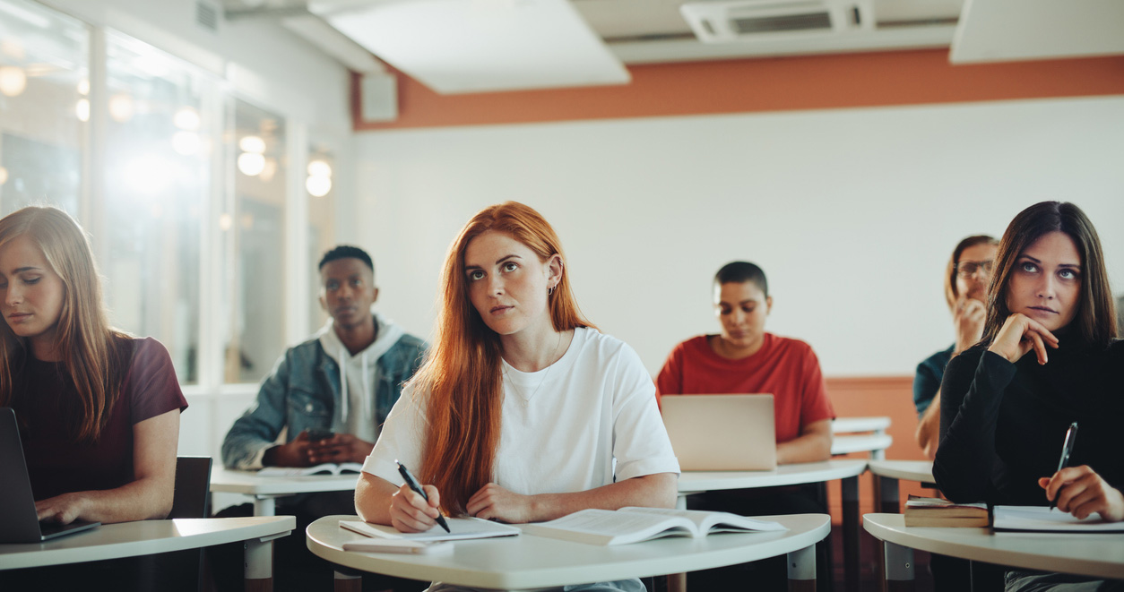 Talent har mange ansigter, men forskning viser, at underviserens køn har betydning for de studerendes gennemslagskraft i undervisningen. Fordi spejling.