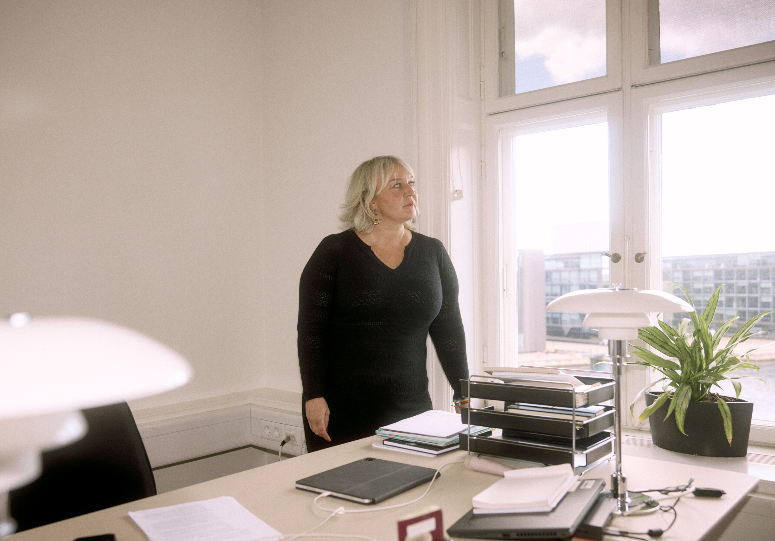 »Det her er et helt utvetydigt signal om, at man selvfølgelig har en klar opgave i at beskytte de mindretal, vi har,« siger uddannelsesminister Christina Egelund, der blander sig debatten om konfliktstemningen på universiteterne.