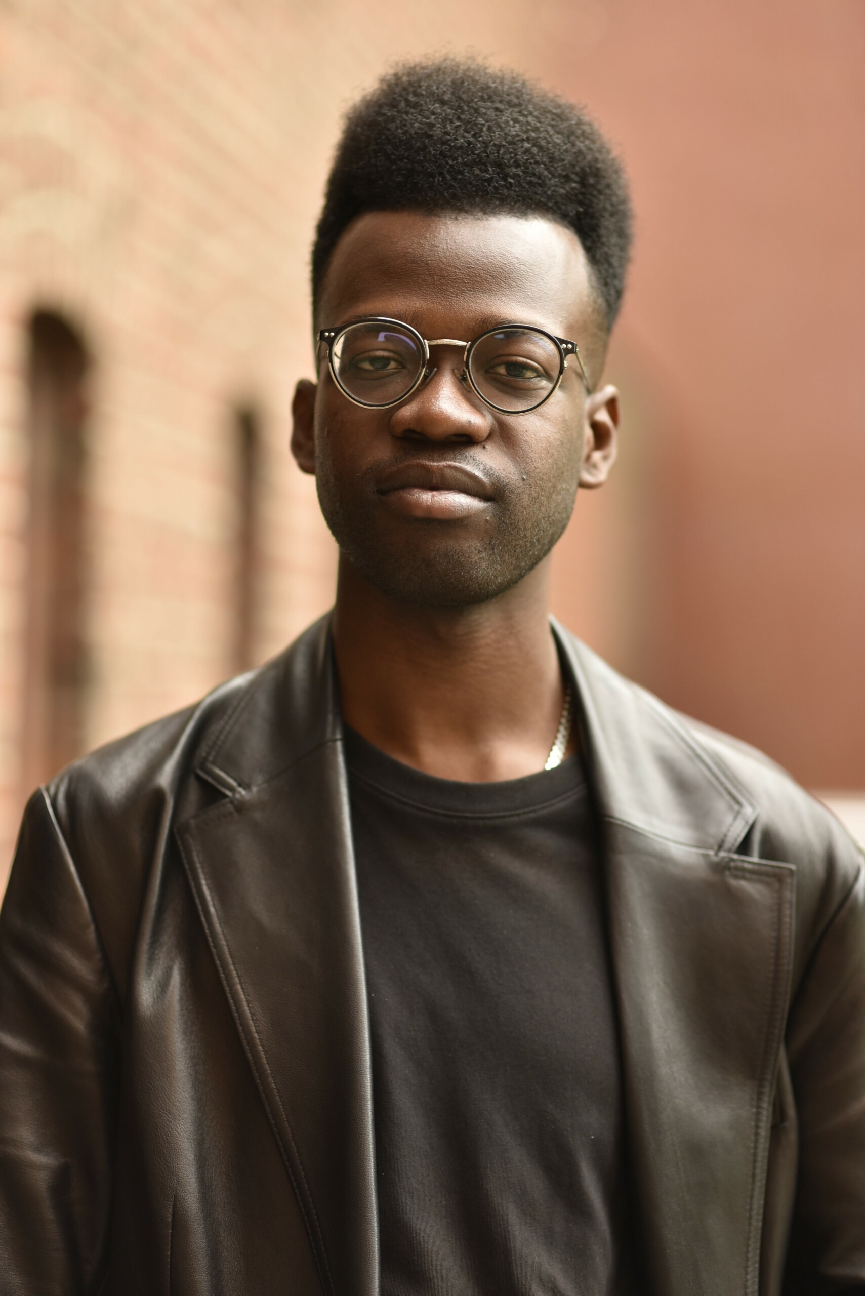 Prince Henry Asare er 29 år og uddannet sociolog. Han skrev det meste af sit speciale på sin specialeplads i U-kirke. Du kan høre ham præsentere sit speciale den 6. oktober kl. 19:00.