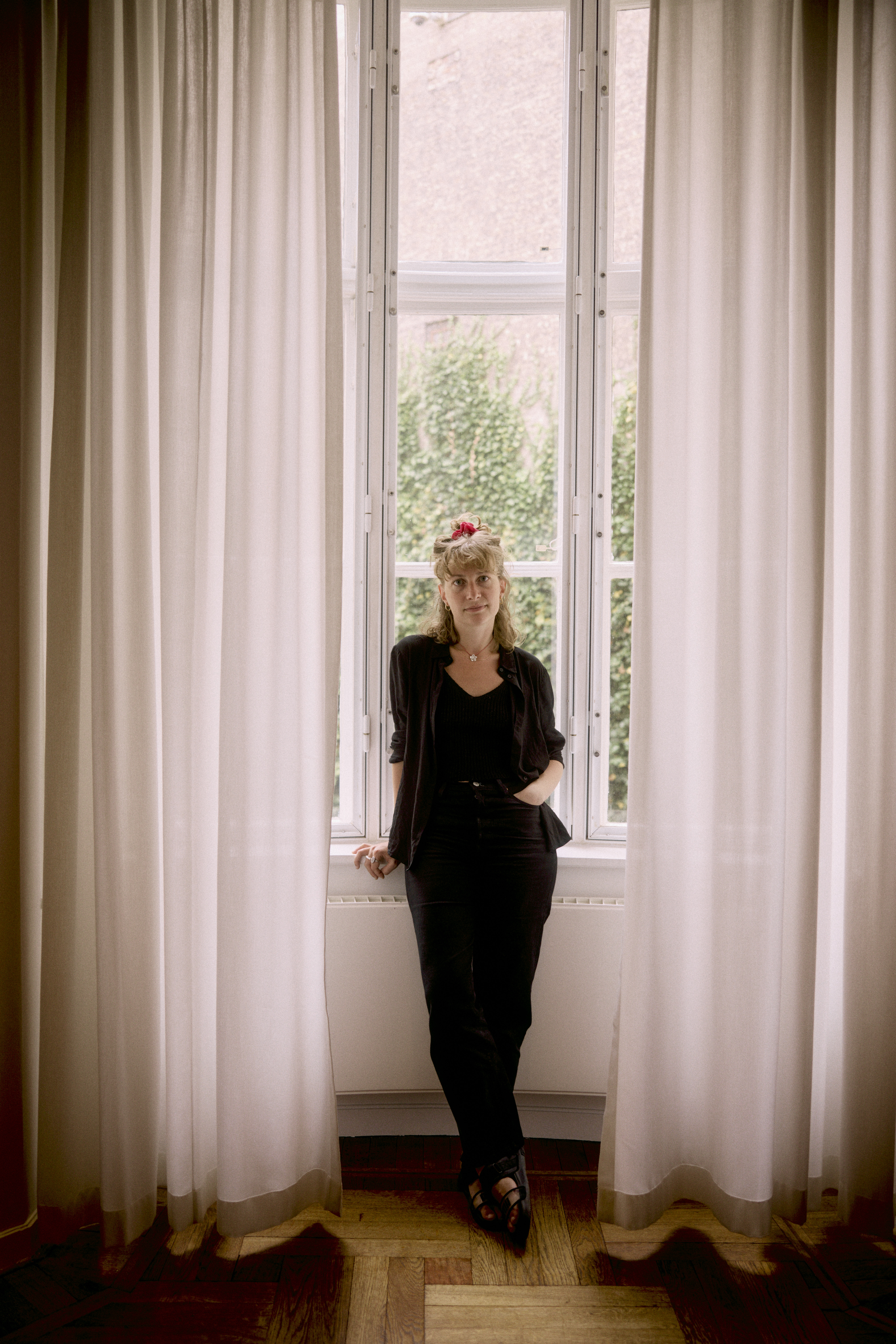 Martha Flyvholm Tode taler dansk, engelsk, tysk og italiensk. Og hun forstår arabisk. Da hun boede i Kairo, var hun nærmest flydende på arabisk, men da hun lærte italiensk, forsvandt det arabiske. »Noget med nogle centre i hjernen,« siger hun.