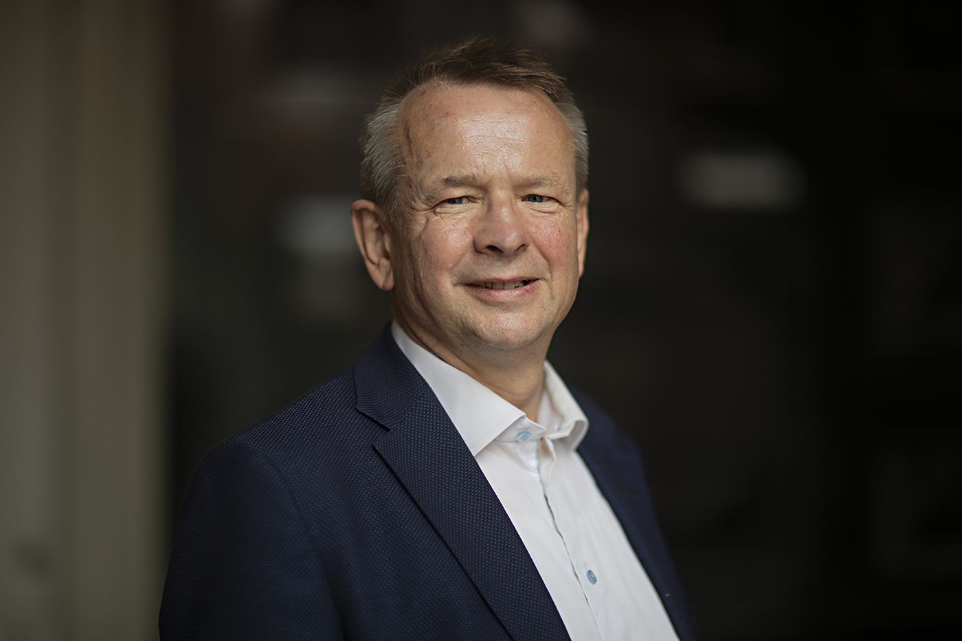 Da Henrik Egede begyndte på Uniavisen i 1988, foregik alt analogt. Men tre år senere lavede han sit allerførste interview på e-mail med en sekretariatschef på Humaniora.