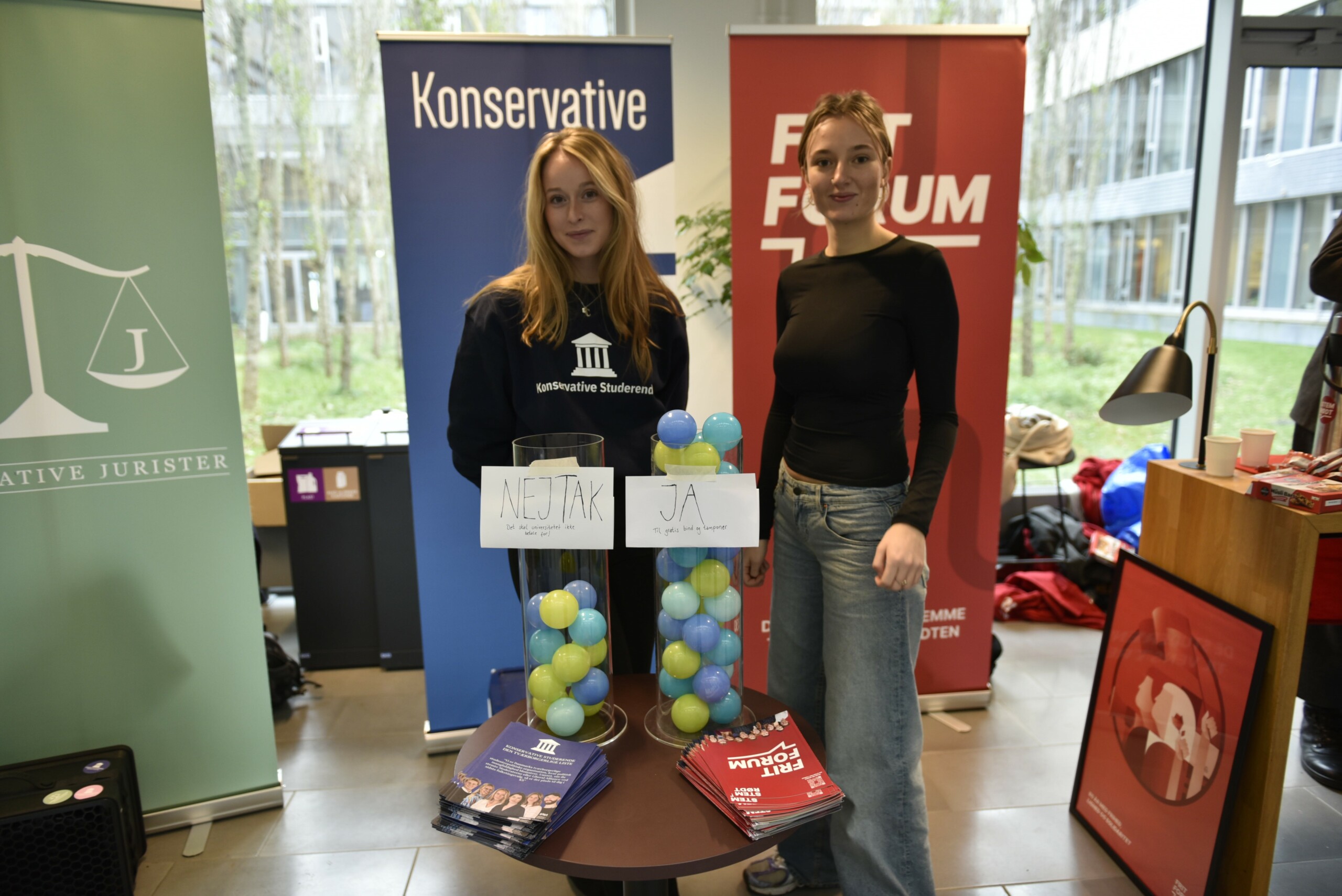 Selvom Nicola Emily Larsen kæmpede ihærdigt, var det Nikoline Prehn og Frit Forums mærkesag, der havde mest medvind blandt de studerende.