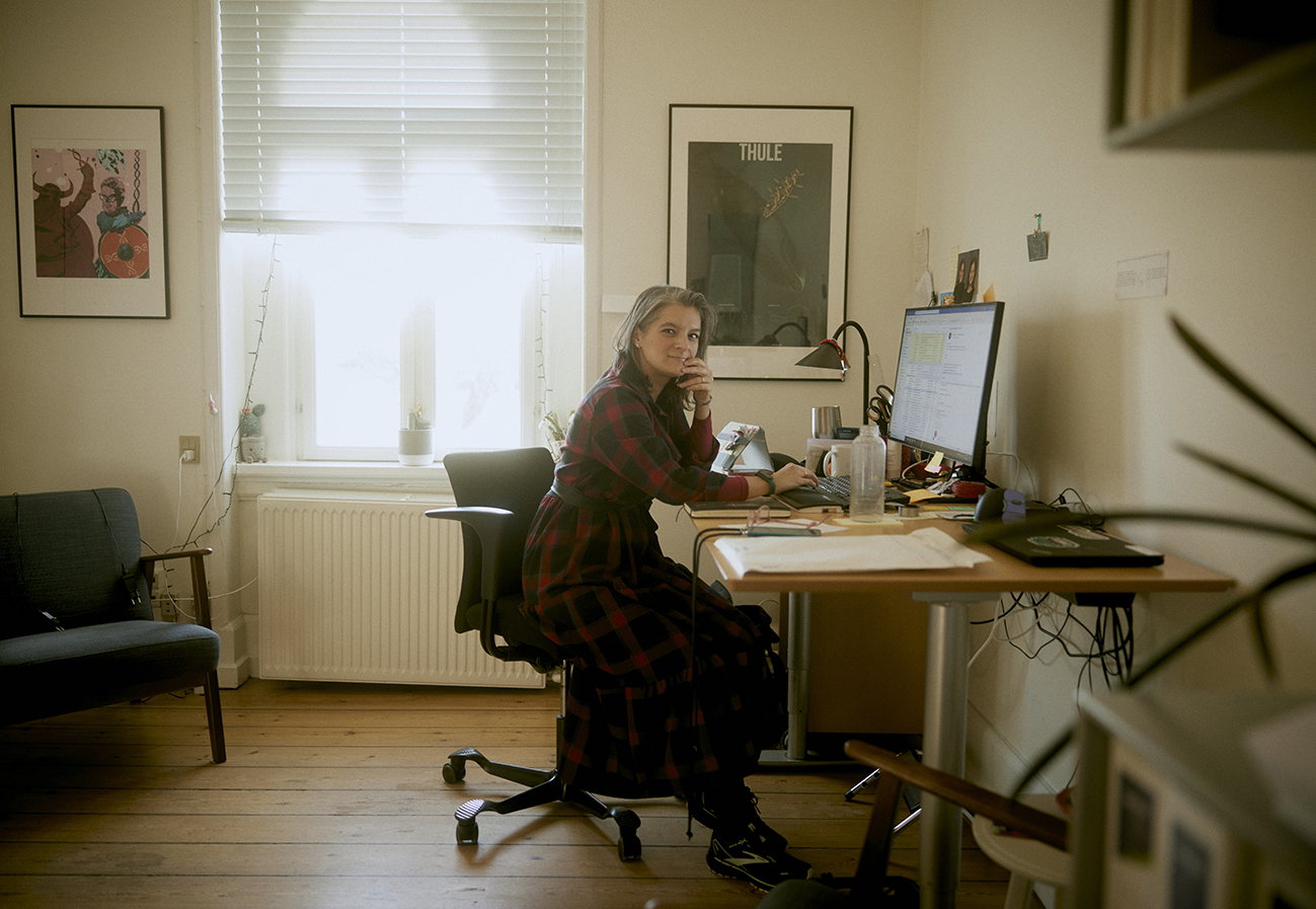 »Man tager grueligt fejl, hvis man tror, at administratorerne bare er papirskubbere, for hvem det ikke betyder noget, hvilket papir, der skubbes rundt,« siger Anna Razeto Richter.