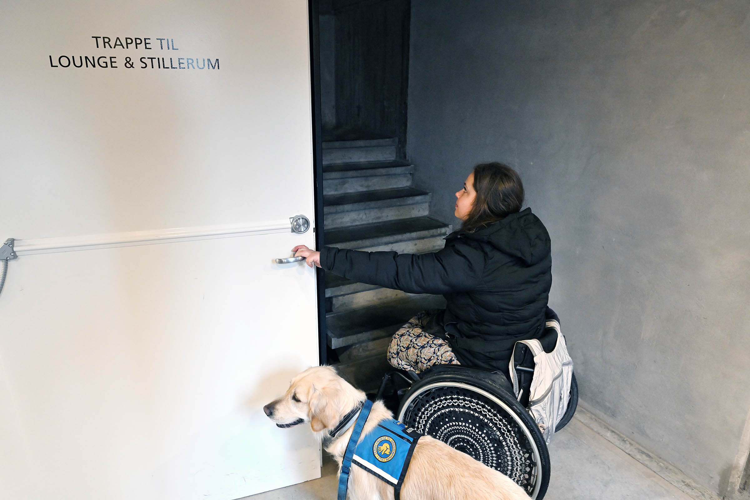 Ingen mulig vej op til stillerummet. 