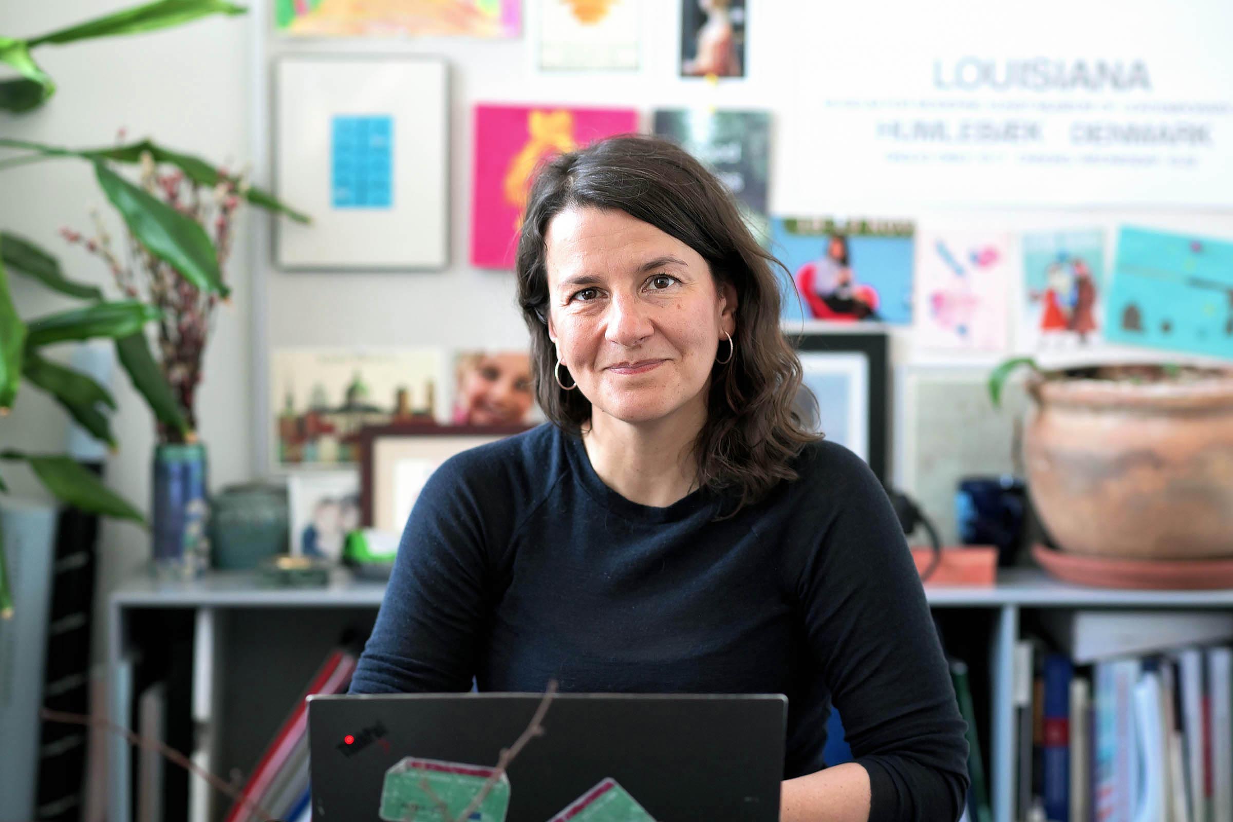 Ifølge Professor Zorana Jovanovic Andersen er kilden til luftforurening, at vi brænder alt for meget af i København og i landene omkring os. Løsningen på det problem er det hendes arbejde at finde nogle svar på.