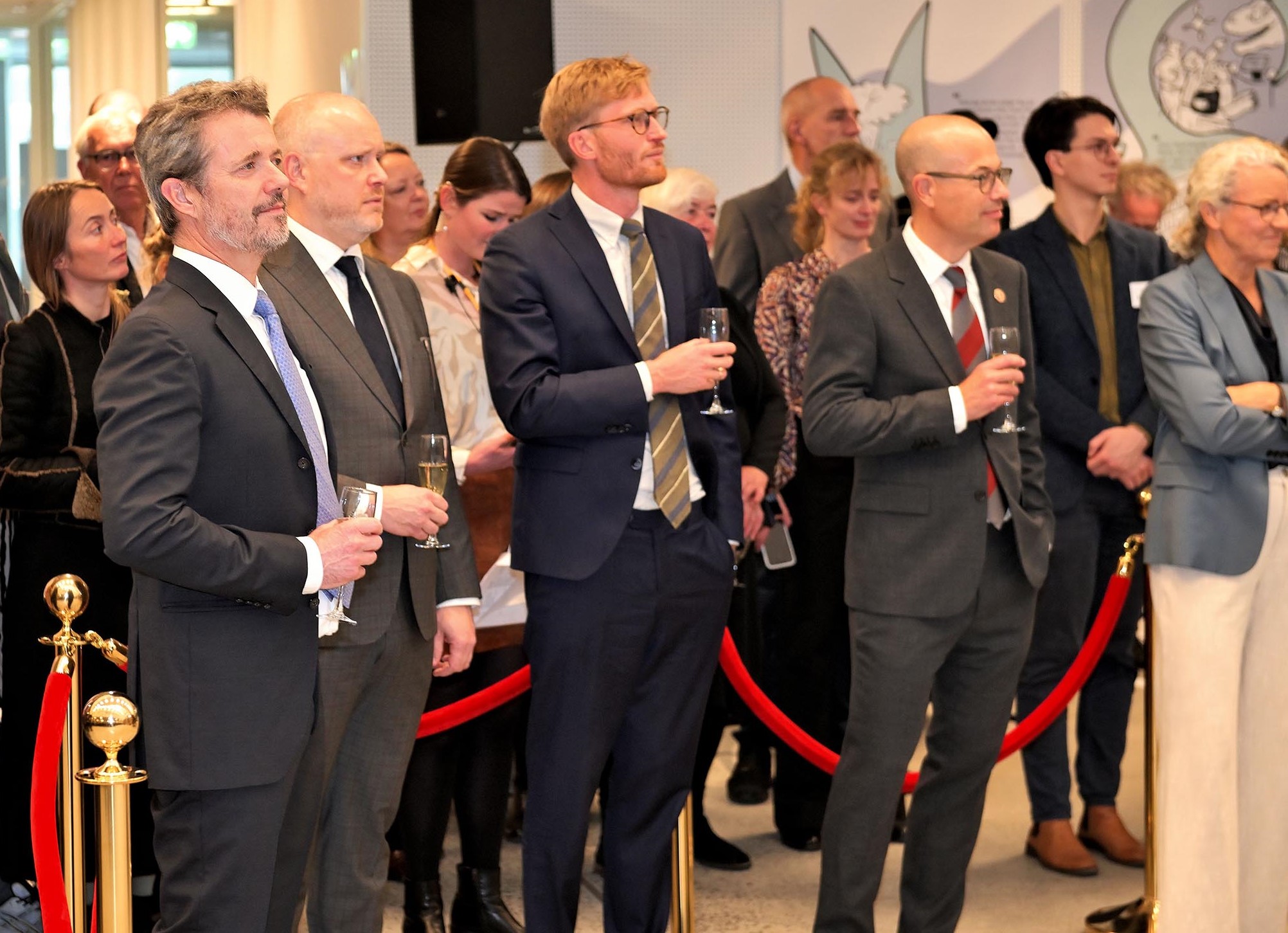 Niels Bohr Bygningen (som indvies på billedet) er ikke den eneste grund til, at SCIENCE nu skal spare. Administrationsreformen kan i sig selv komme til at koste forskerstillinger – selvom løftet bag den netop var, at den ville tilføre flere midler til forskning. 