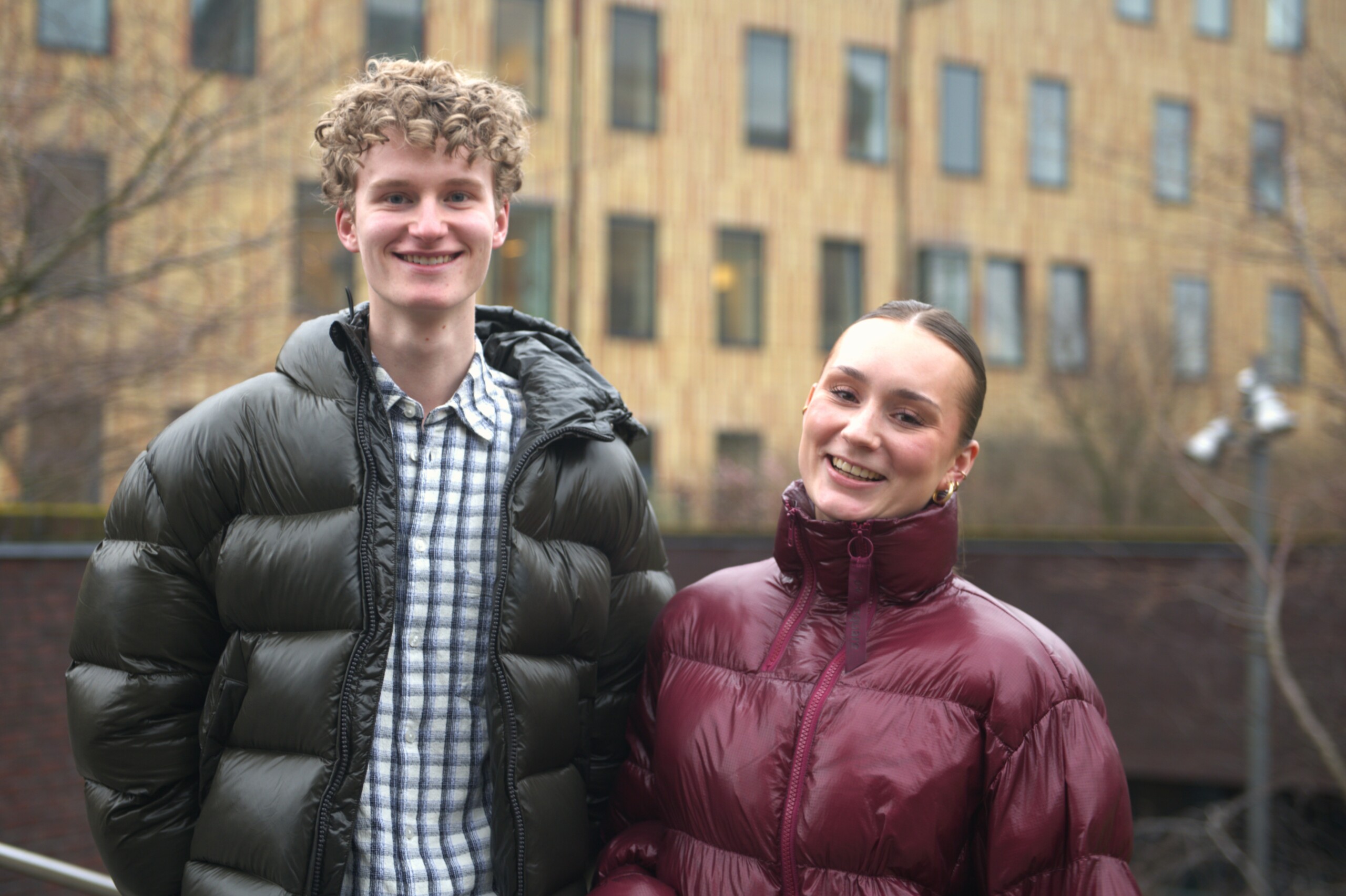 Carl Bach vakler mellem fagene psykologi og statskundskab. Karla Rahbek vil gerne søge ind på psykologi.