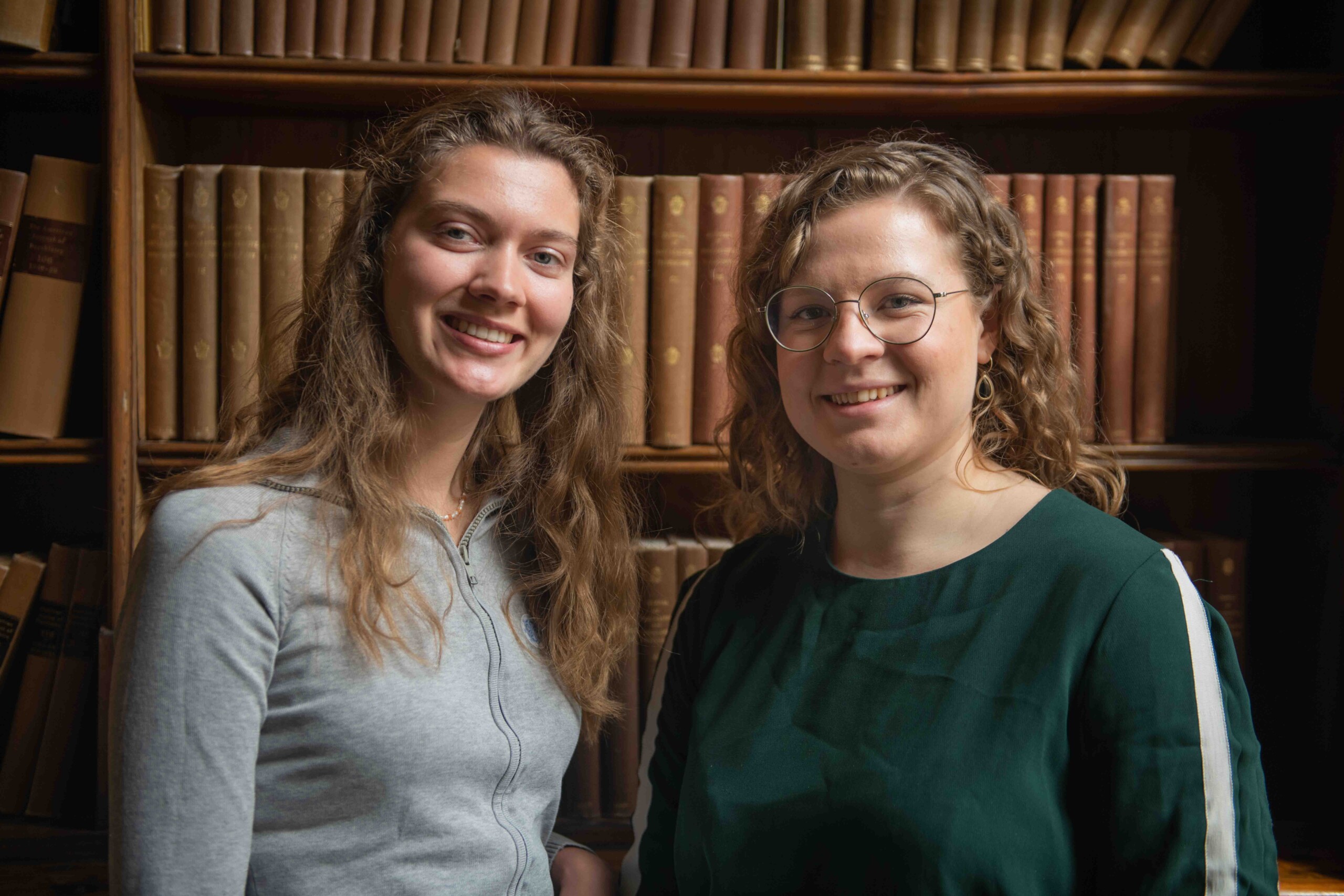 Smilla Knudsen og Mejse Madsen, kandidatstuderende på Teater- og Performancestudier ved KU, har fået en idé.