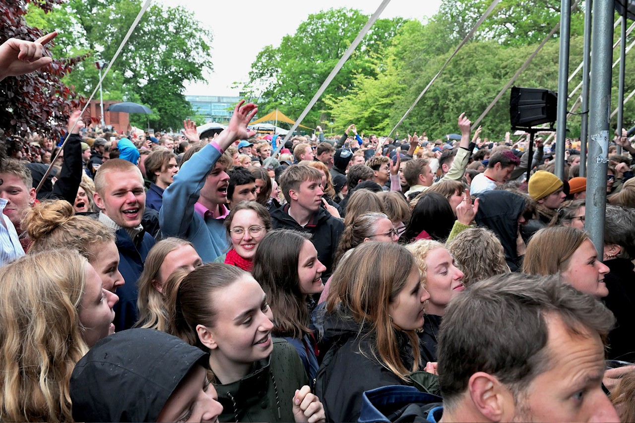 Ifølge Jacob Ørum trak Medina KU Festivals hidtil største menneskemængde. 