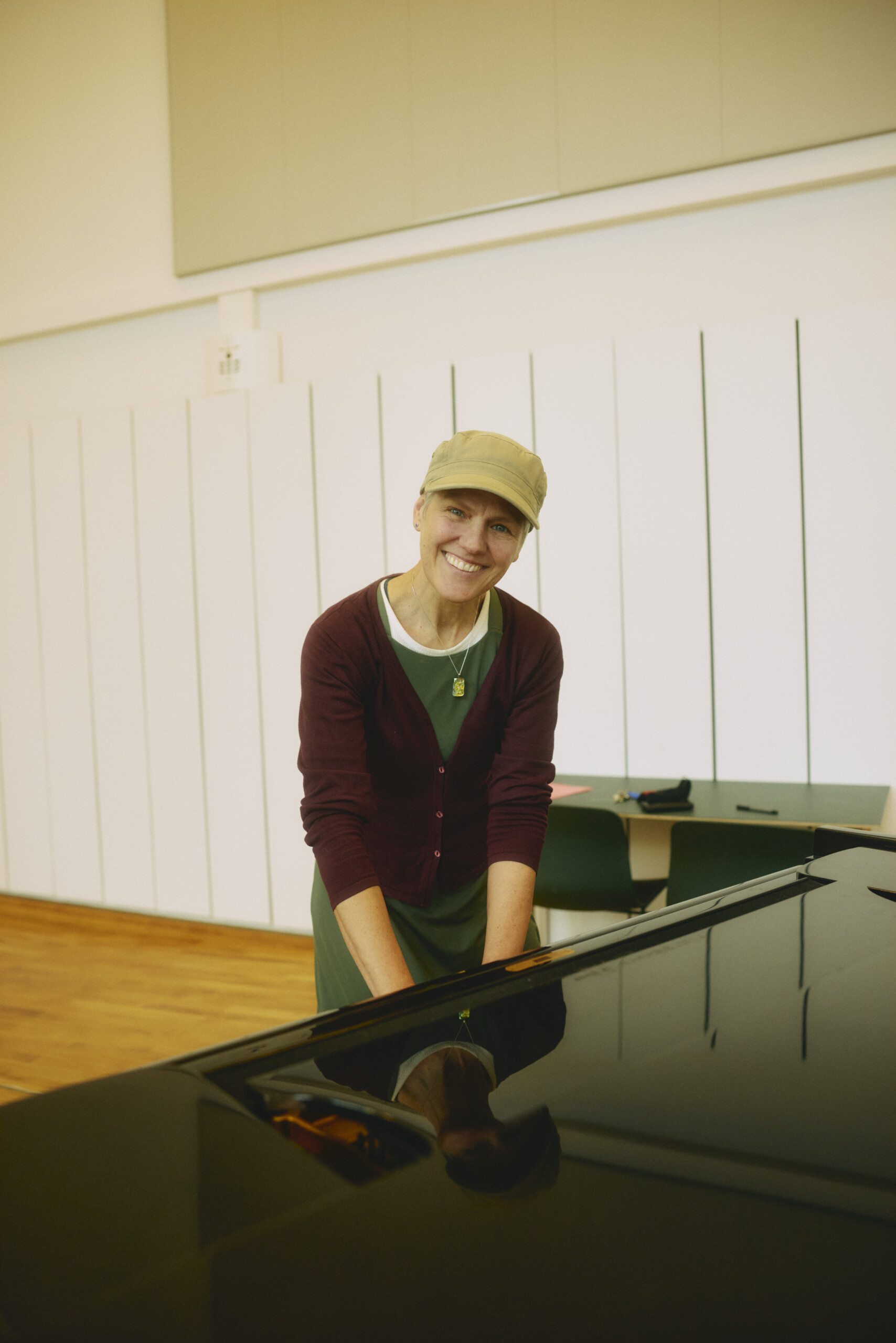 Nenia Zenana loves the choir hall at South Campus. The room has »perfect acoustics,« she says.