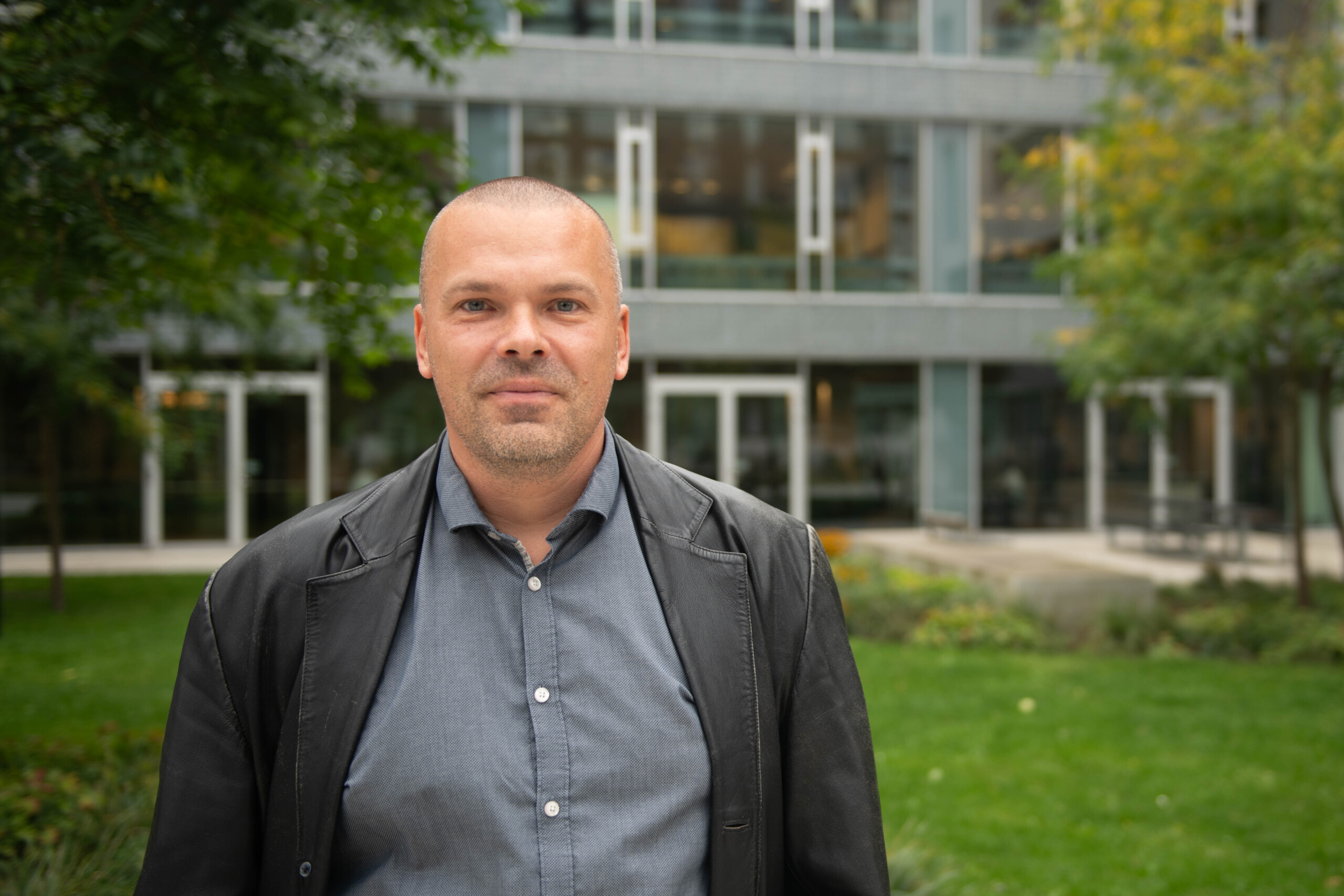 »En forsker skal til enhver tid kunne tåle kritik af sin forskning og sine forskningsresultater og skal til enhver tid kunne forklare sig,« siger Jesper Petersen. Men kritik fra folk, der ikke har læst hans forskning, mener han ikke er saglig.