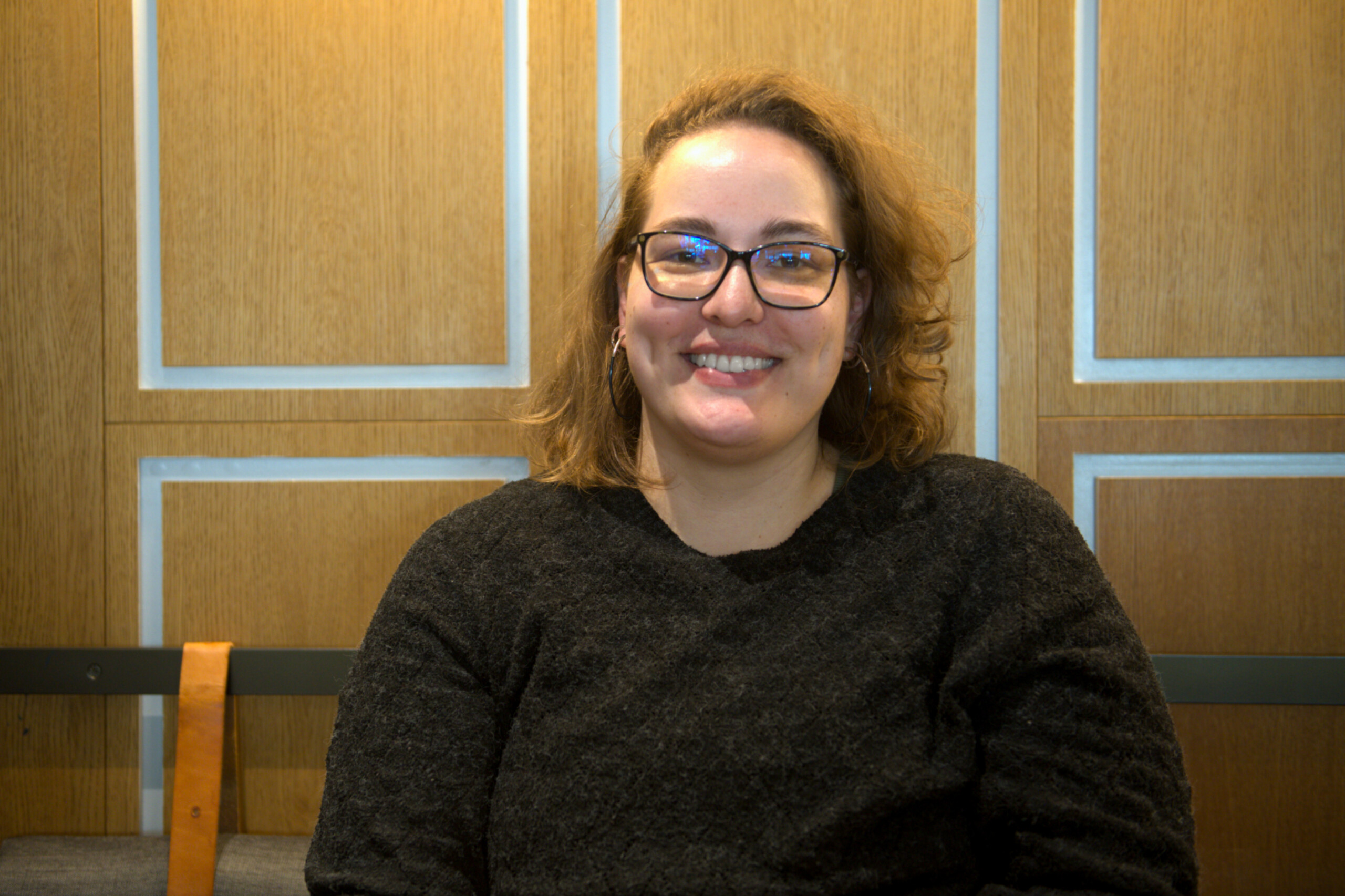 Laura Tang er ved at lægge sidste hånd på sit speciale i engelsk. Hun får støtte på grund af angst og depression.