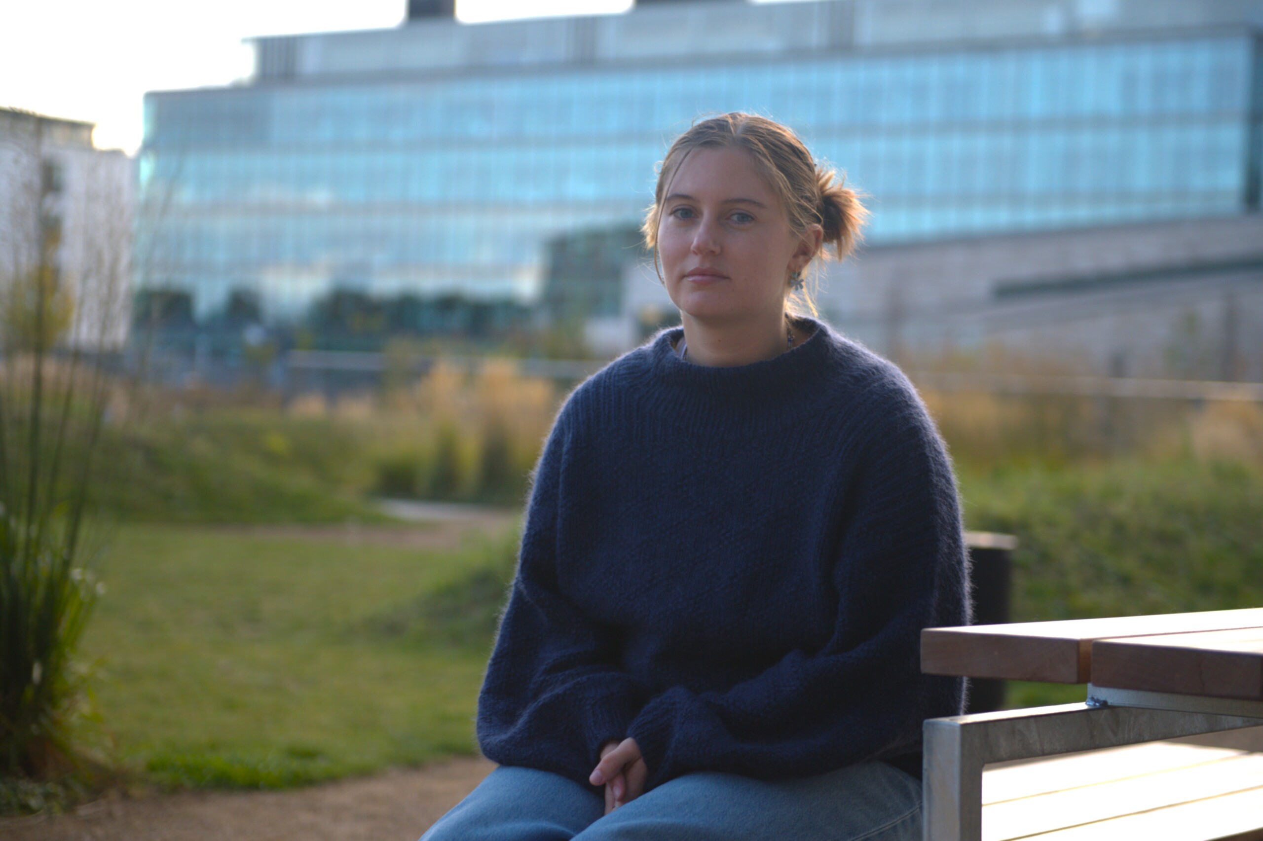 Thea Borup Guntofte læser fysik på syvende semester og får SPS-støtte på grund af autisme og adhd.