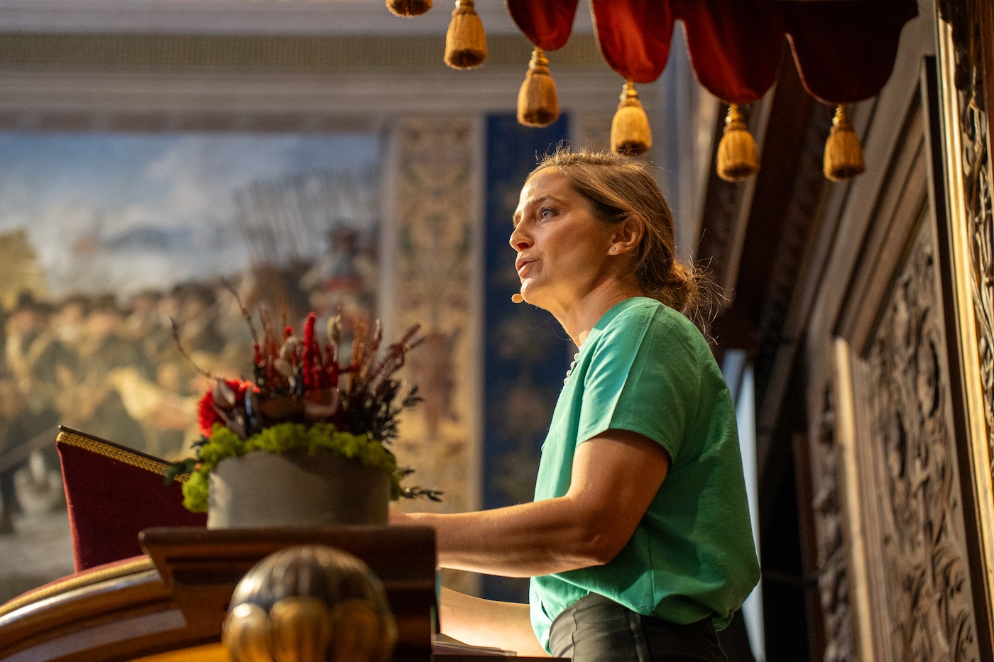 »Fortiden er aldrig død. Den er ikke engang fortid,« indleder historikeren sin forelæsning med et William Faulkner-citat.