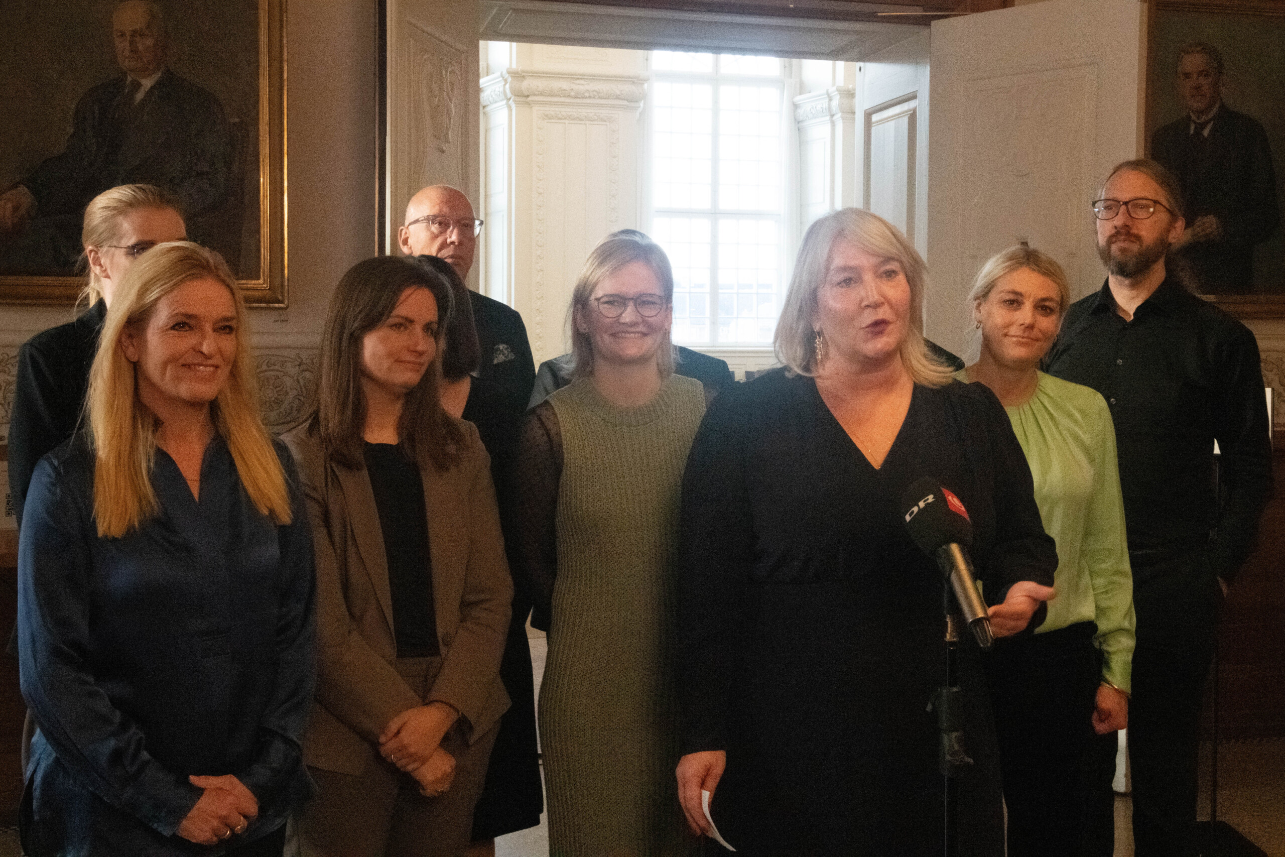 Uddannelses- og forskningsminister Christina Egelund (M) præsenterer den nye aftale med partiernes forskningsordfører.