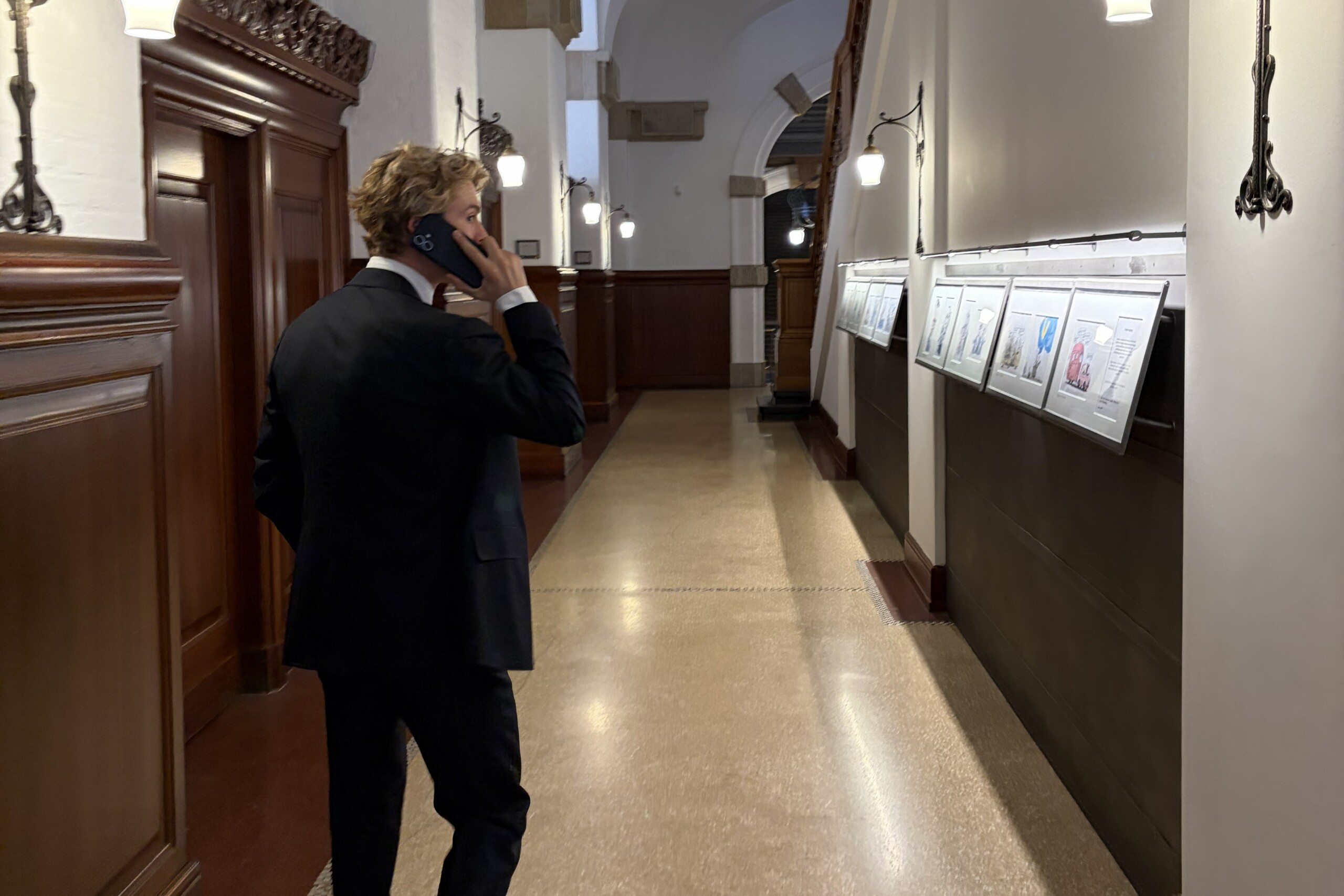 Som 14-årig voksede Mads Stranges interesse for finanssektoren frem, og som 15-årig købte han sine første aktier. Det støbte fundamentet for hans politiske karriere, fortæller han.